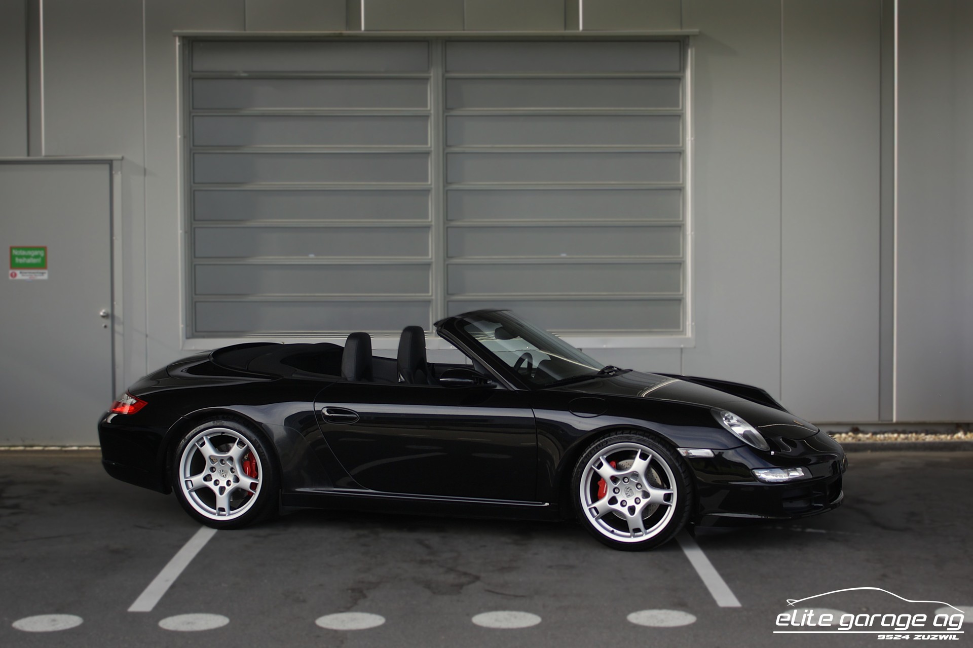 PORSCHE 911 Cabrio Carrera S-image-6