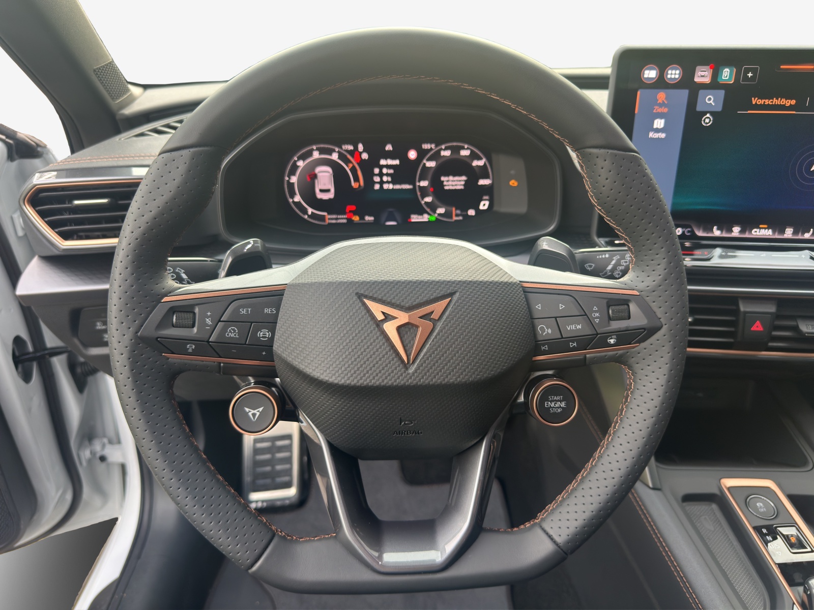 CUPRA LEON ST 1.5 e-HYBRID pHEV Extreme DSG-image-9