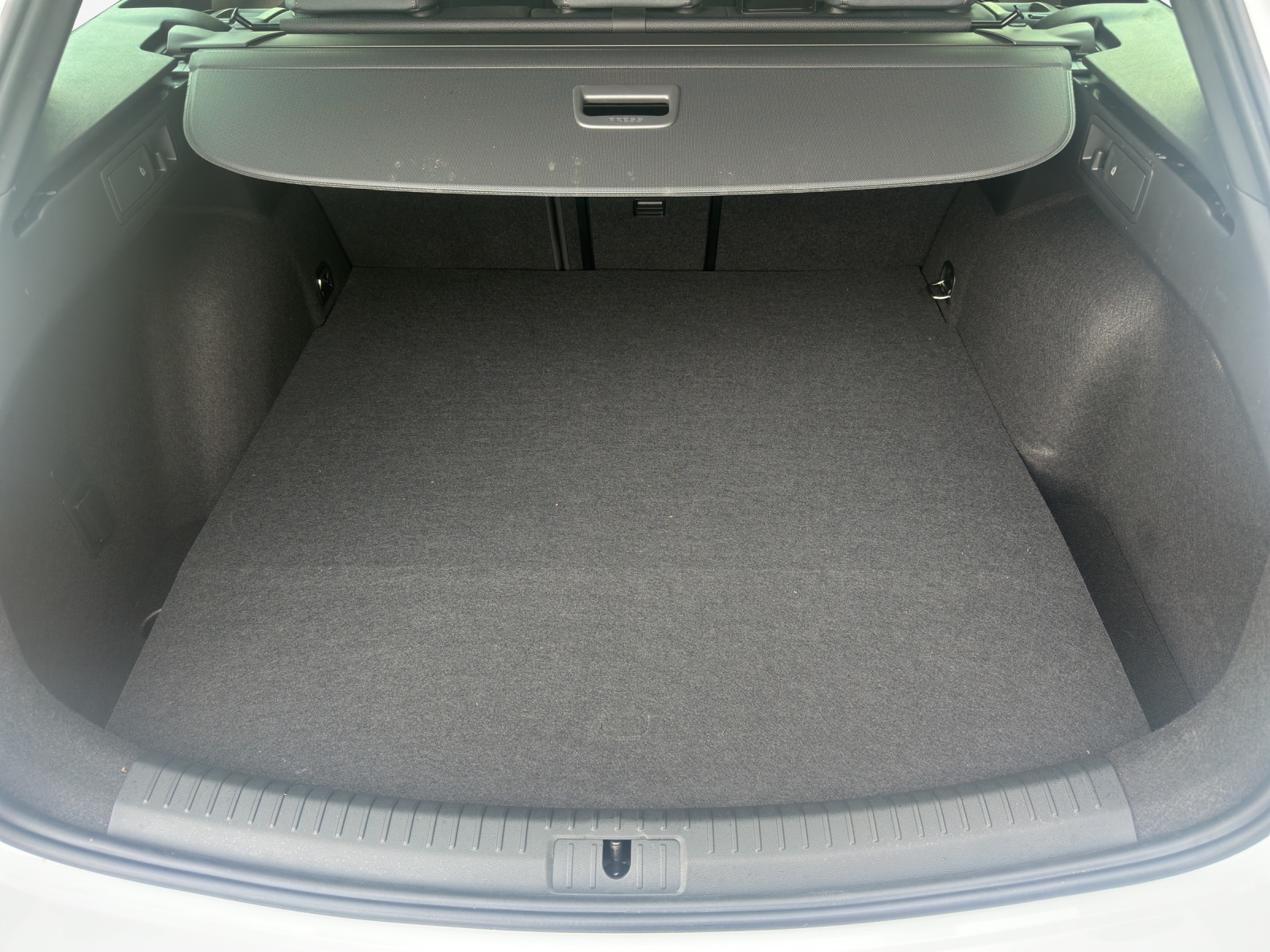 CUPRA LEON ST 1.5 e-HYBRID pHEV Extreme DSG-image-12