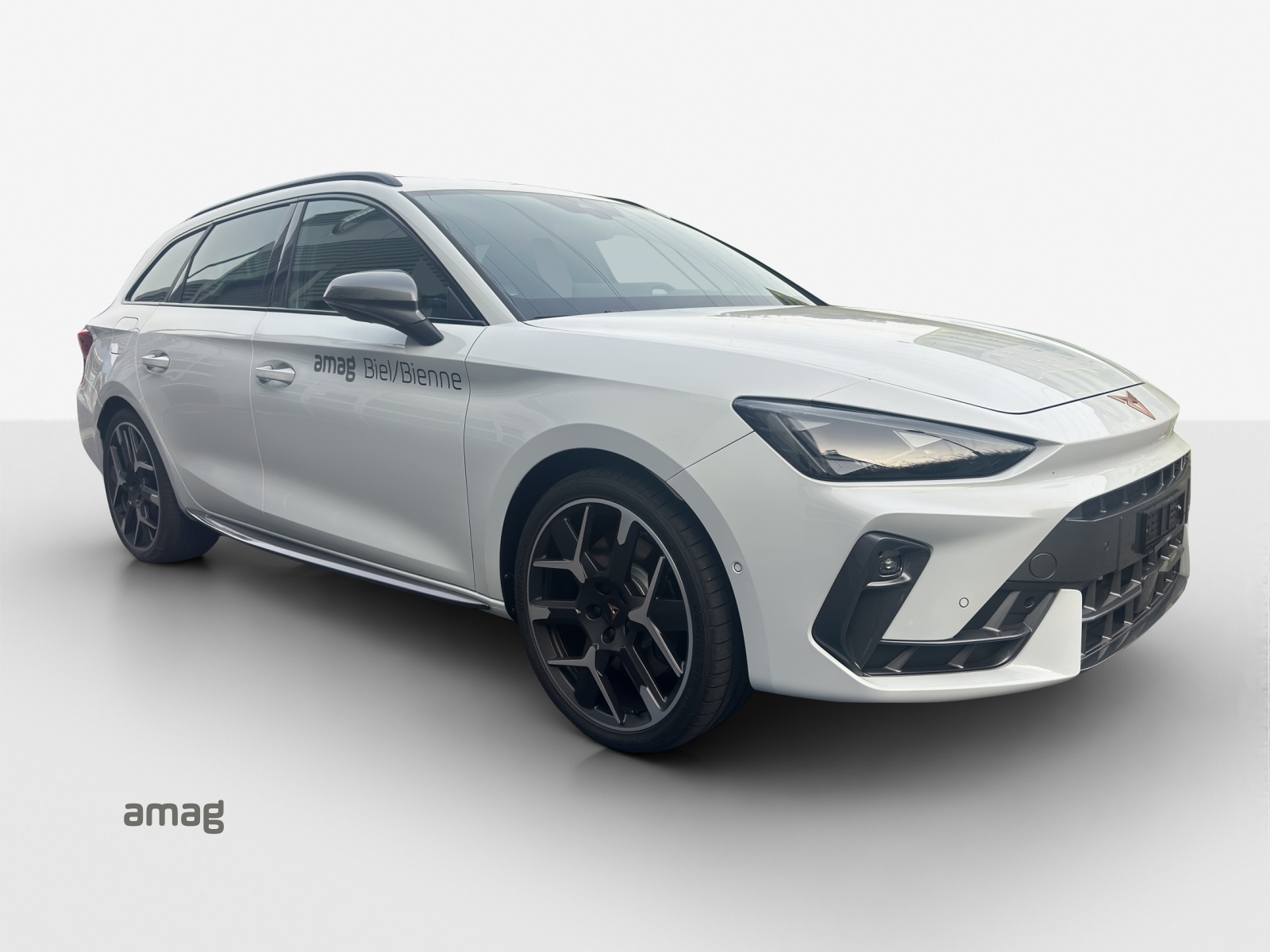 CUPRA LEON ST 1.5 e-HYBRID pHEV Extreme DSG-image-5