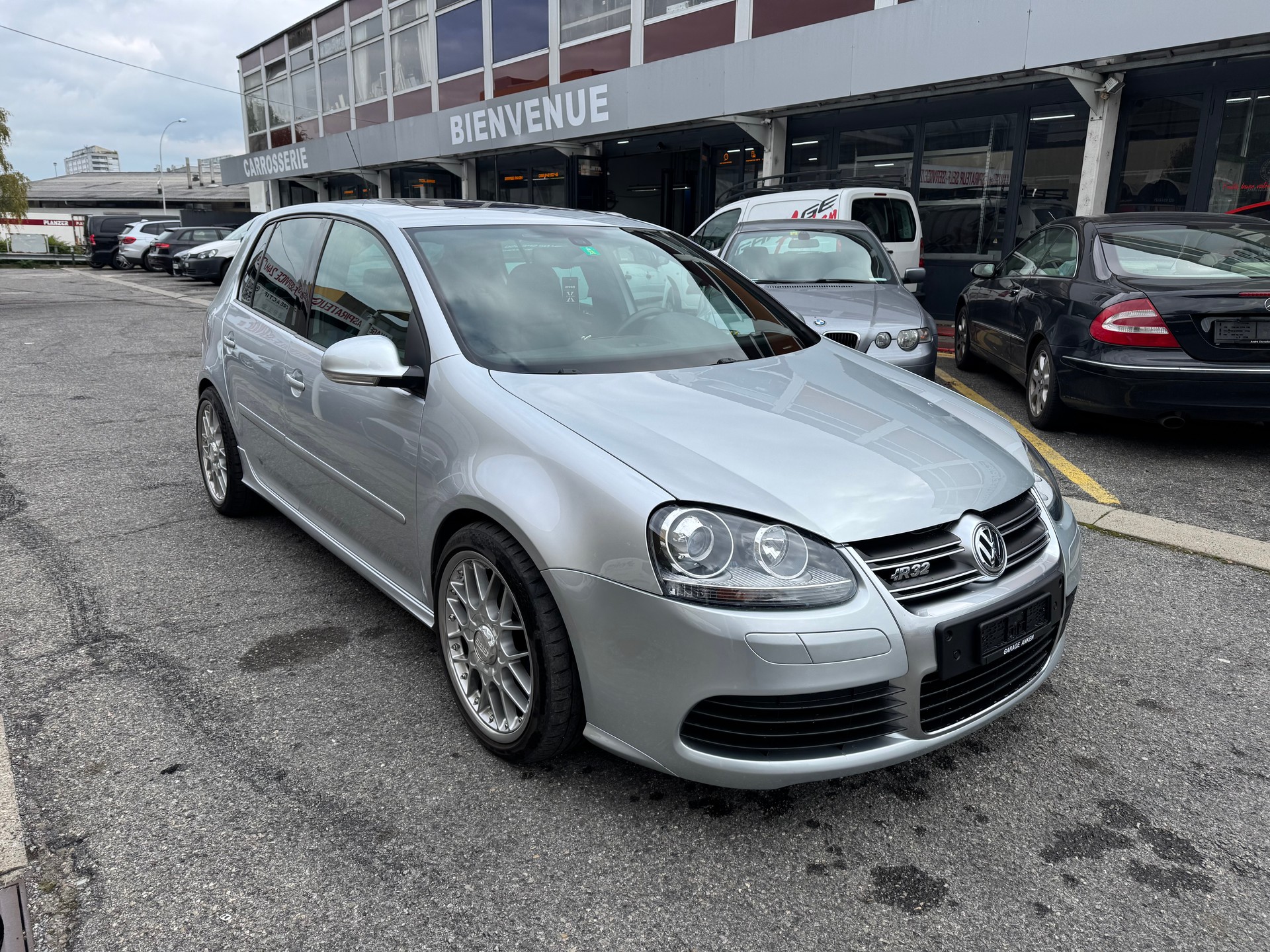 VW Golf R32 4Motion-image-7