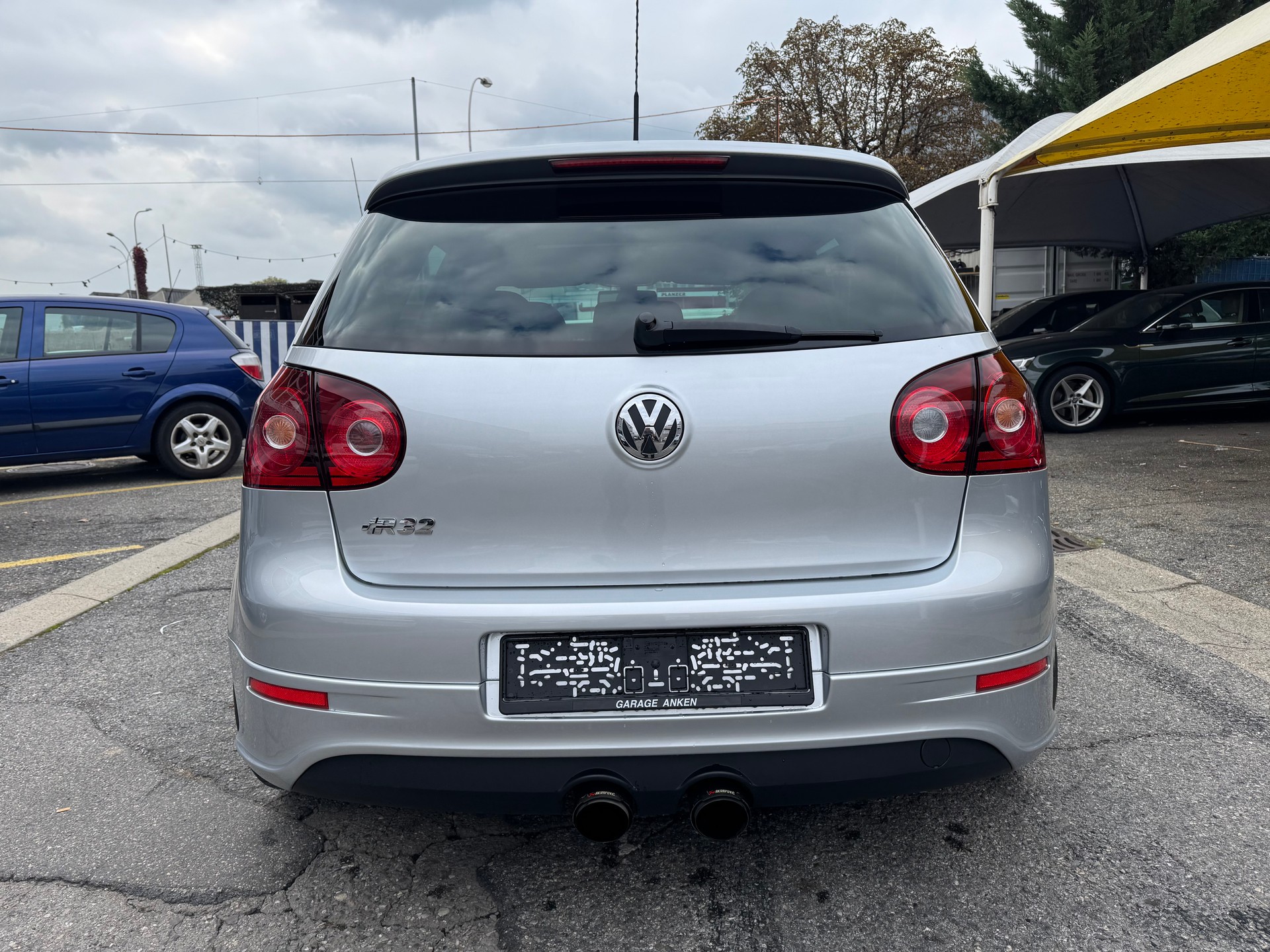 VW Golf R32 4Motion-image-3