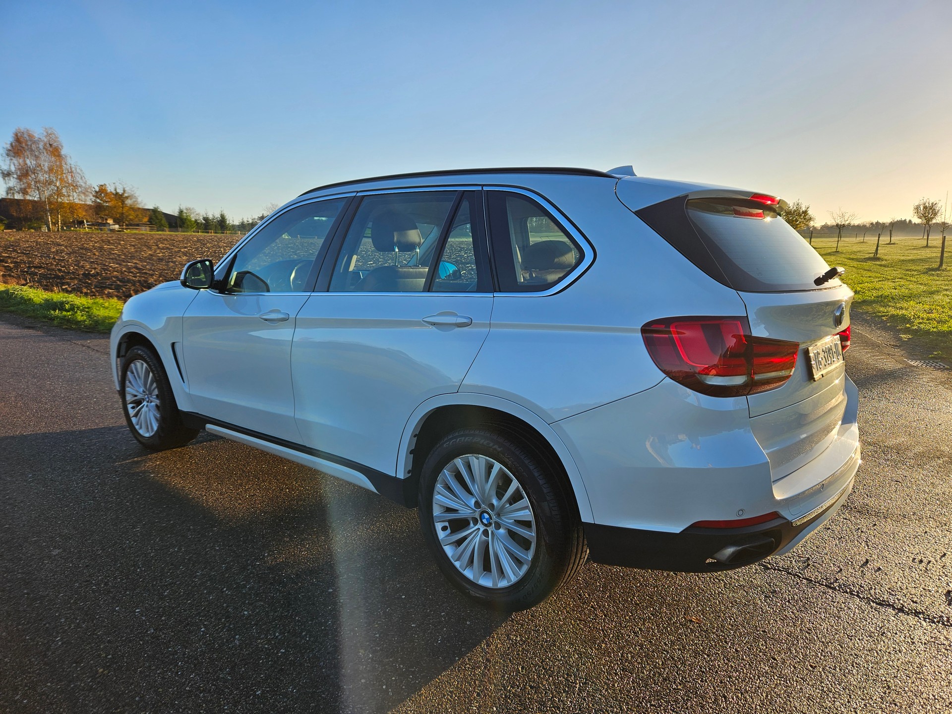 BMW X5 xDrive 50i Steptronic-image-11
