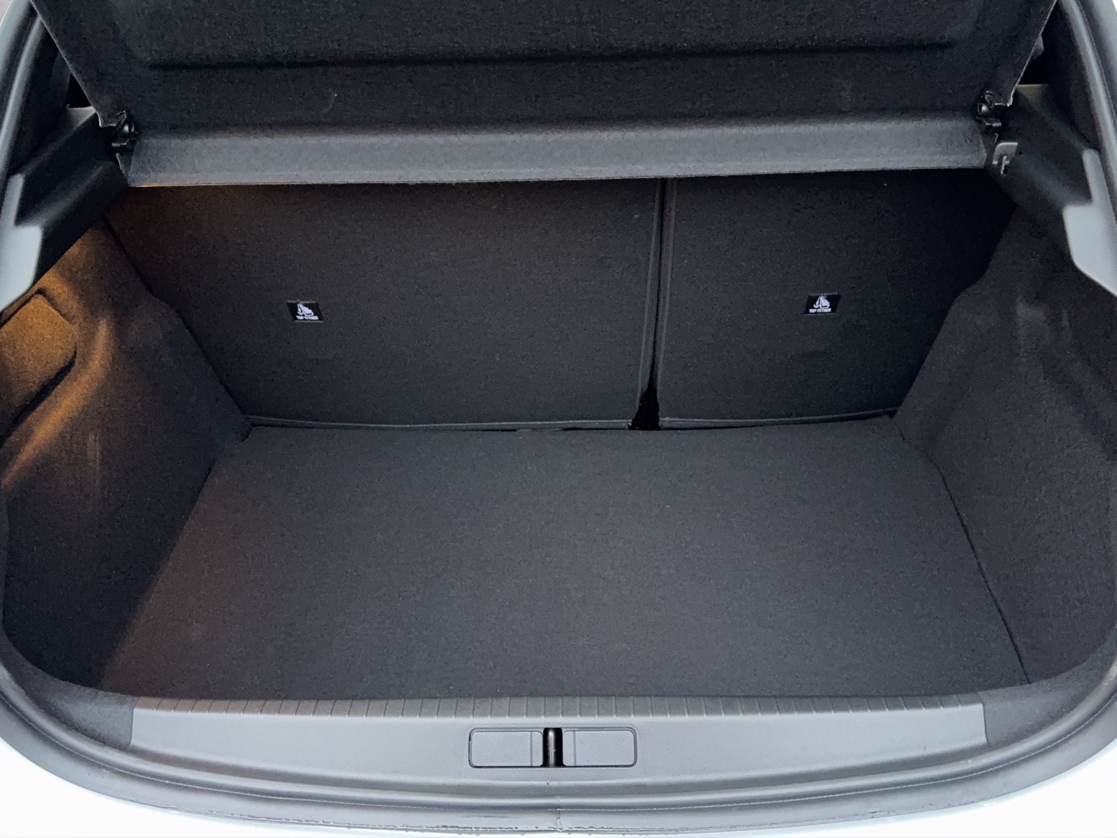 PEUGEOT 208 NEW 1.2 MHEV 110 Style-image-8