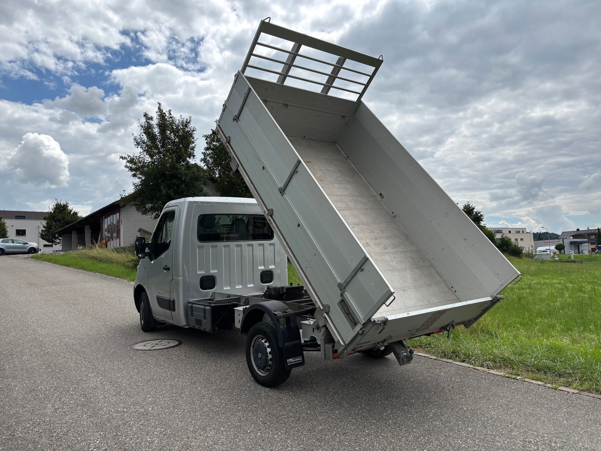 RENAULT MASTER-image-10