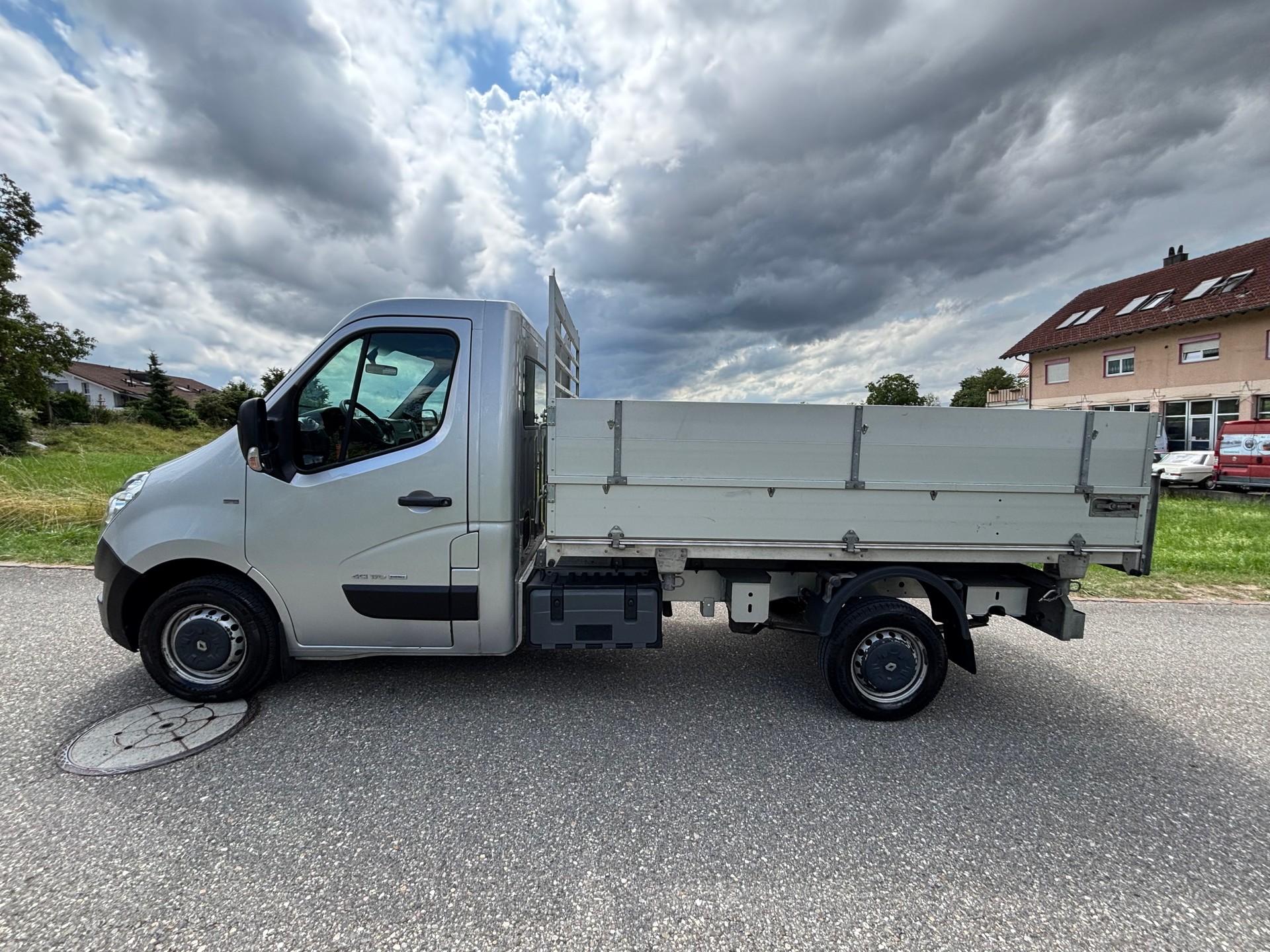 RENAULT MASTER-image-3