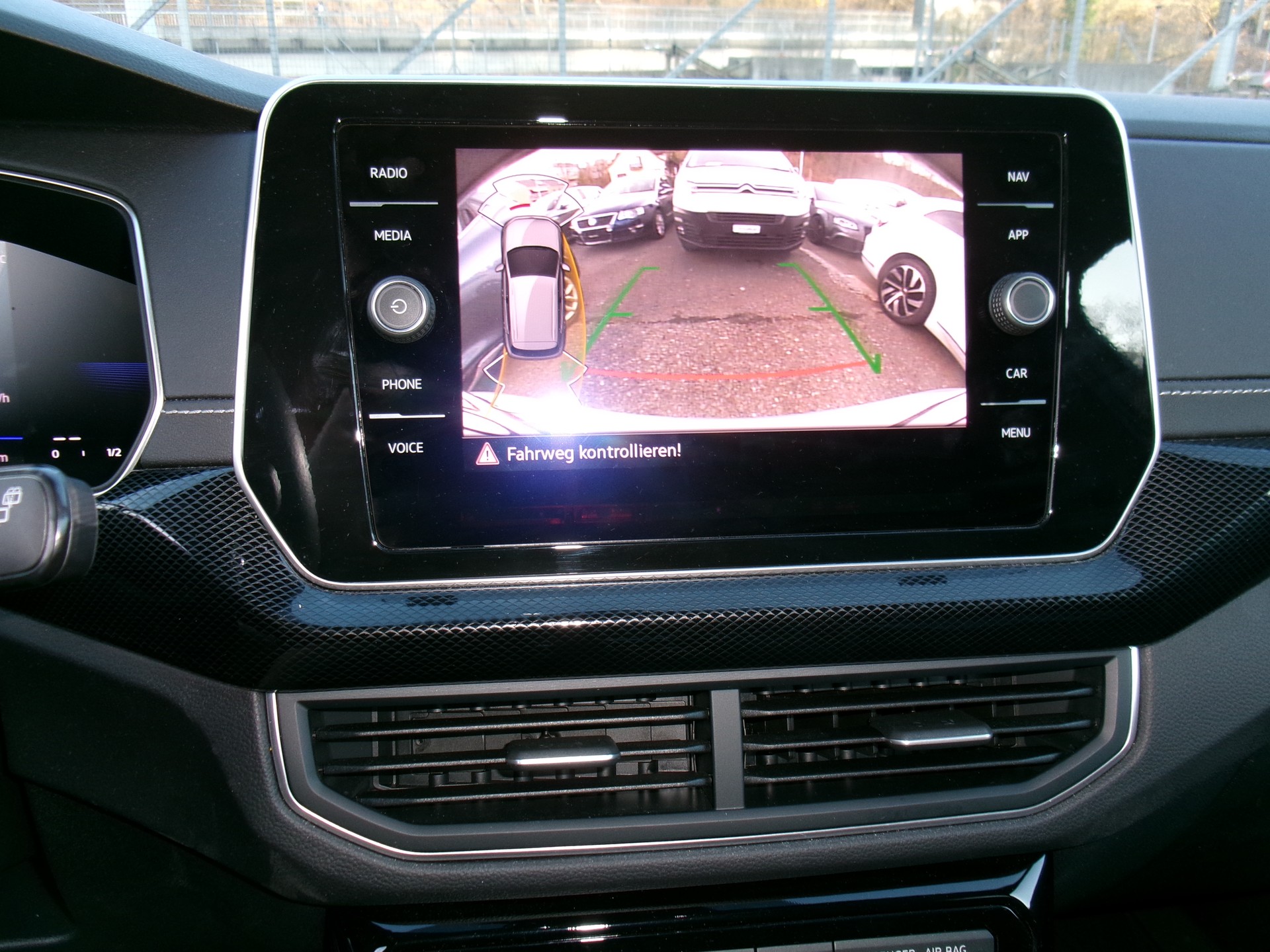 VW T-Cross 1.5 TSI EVO ACT R-Line DSG-image-8