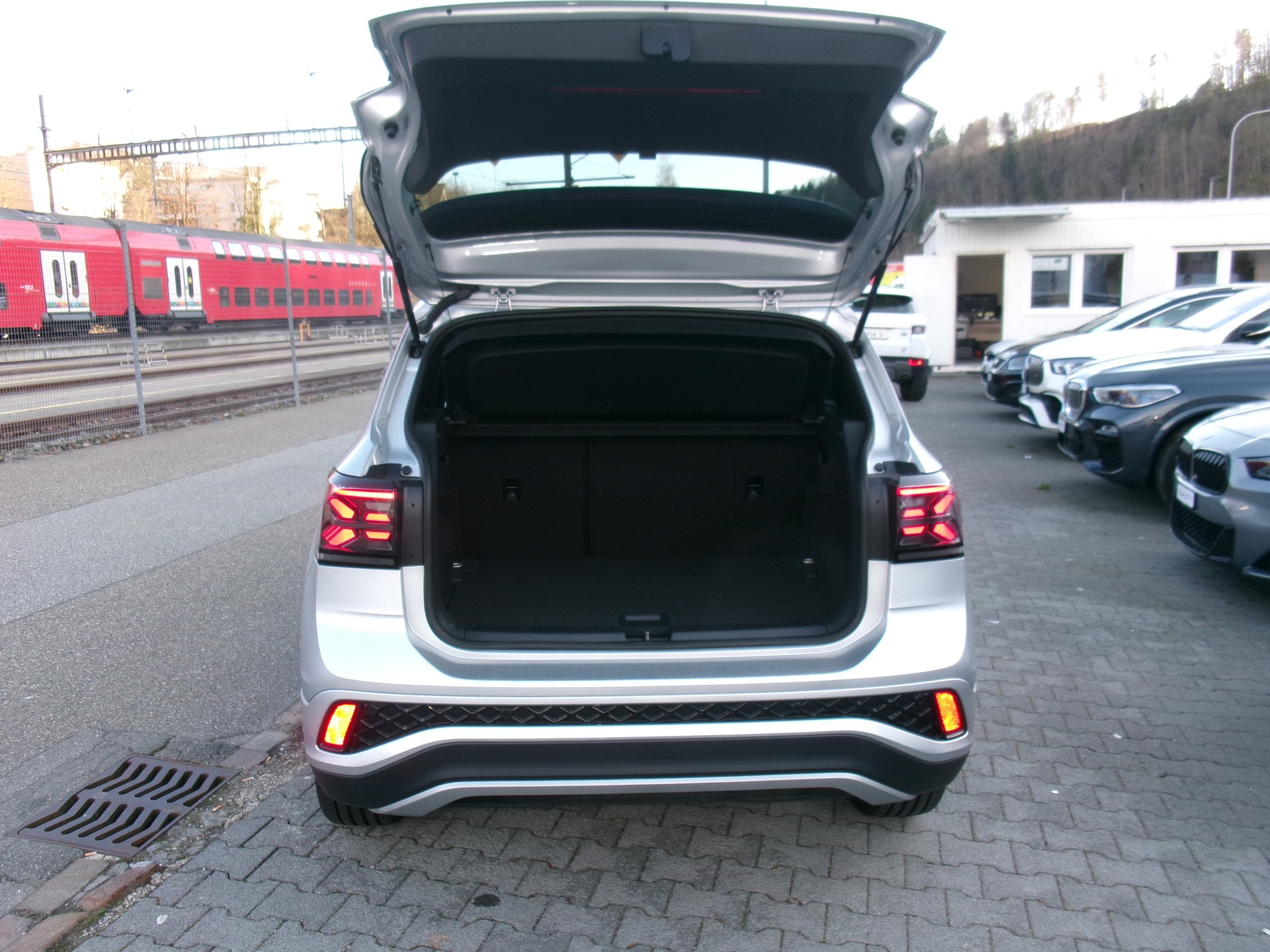 VW T-Cross 1.5 TSI EVO ACT R-Line DSG-image-10