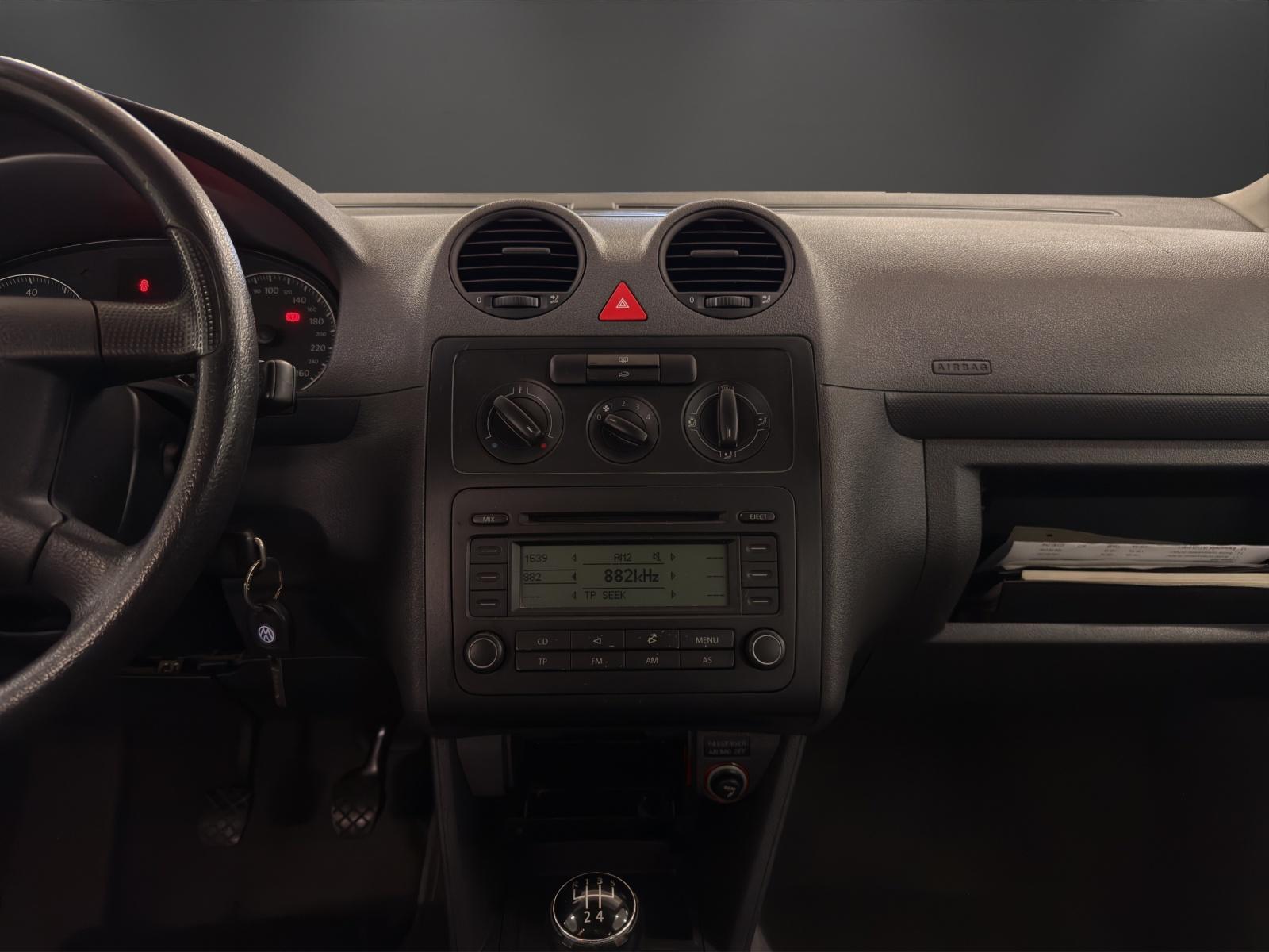 VW Caddy Life 1.6-image-10
