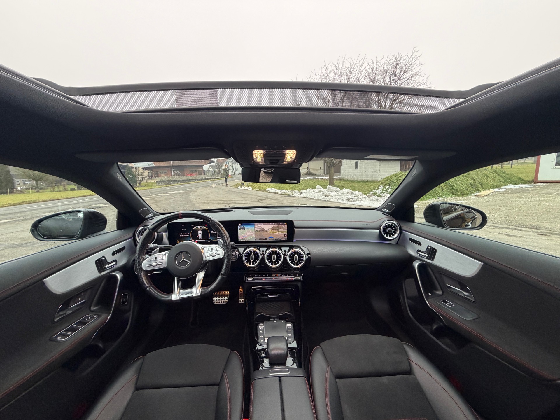 MERCEDES-BENZ CLA Shooting Brake 35 AMG 4Matic 7G-DCT-image-6
