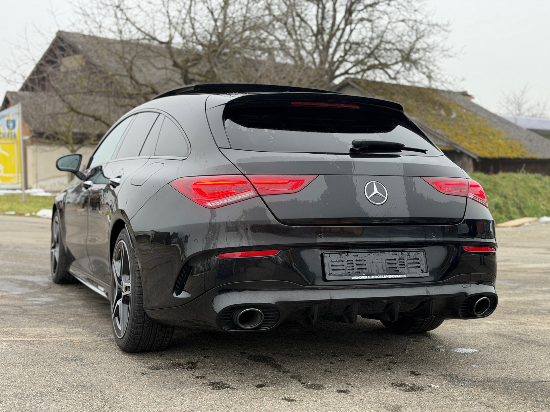 MERCEDES-BENZ CLA Shooting Brake 35 AMG 4Matic 7G-DCT-image-5