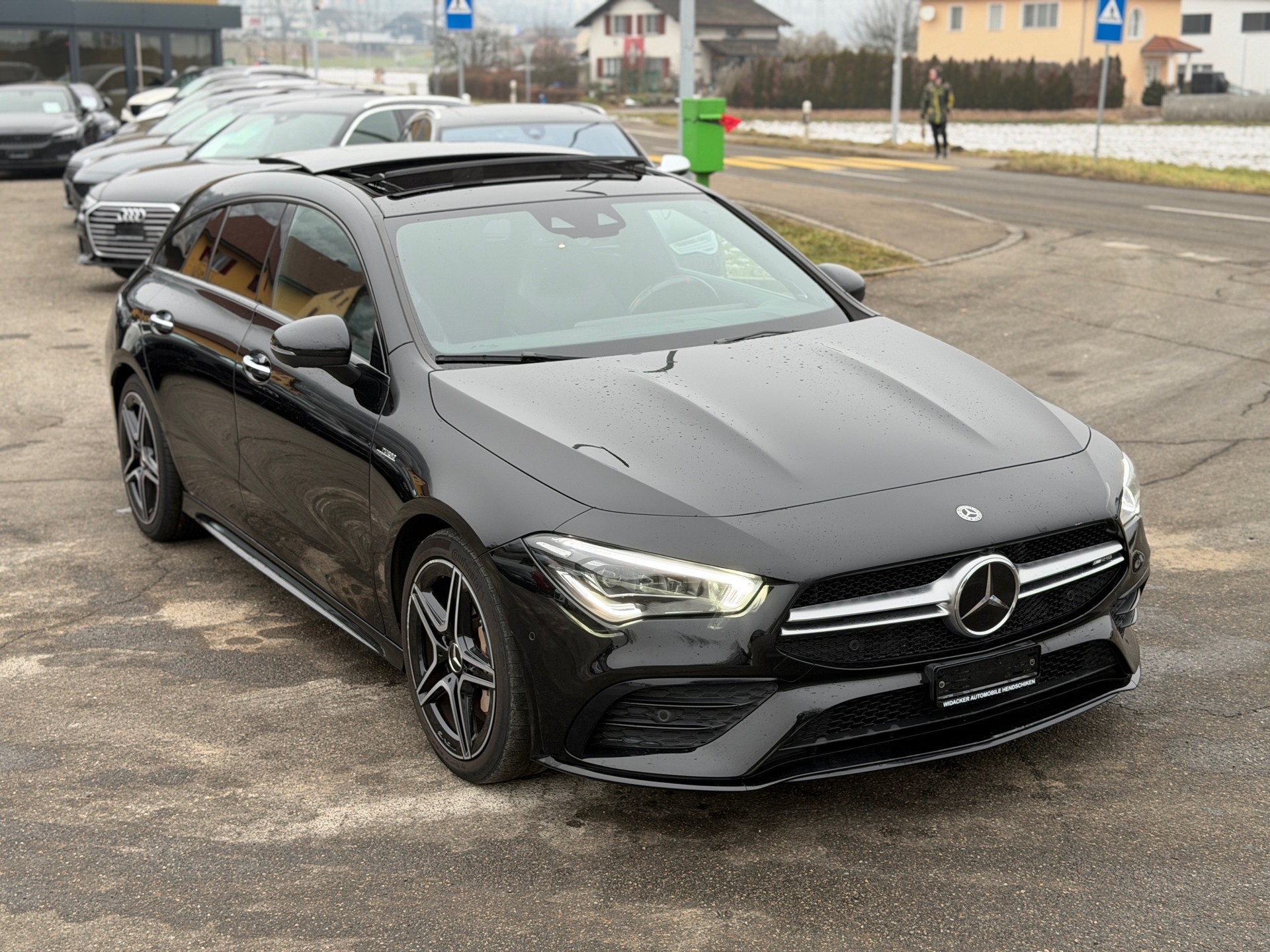 MERCEDES-BENZ CLA Shooting Brake 35 AMG 4Matic 7G-DCT-image-13