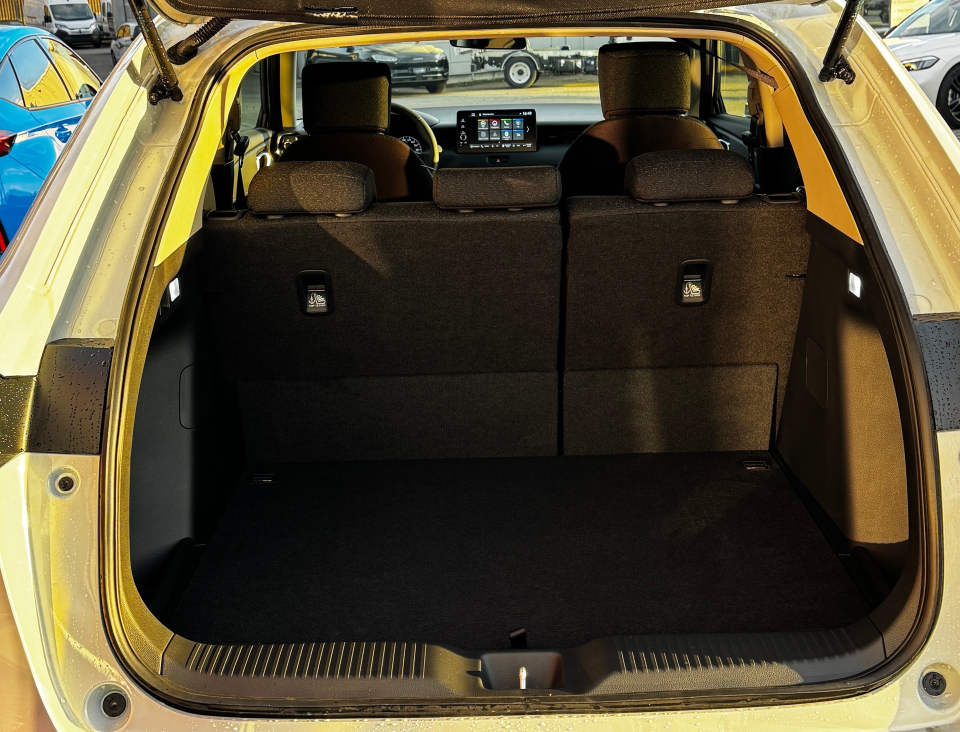 HONDA HR-V e:HEV 1.5l Elegance eCVT 1.9% Leasing Aktion unschlagbar mit 8 Jahren Garantie-image-6