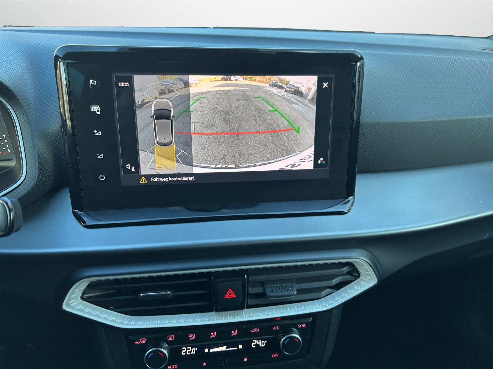 SEAT Ibiza 1.0 EcoTSI Anniversary-image-7