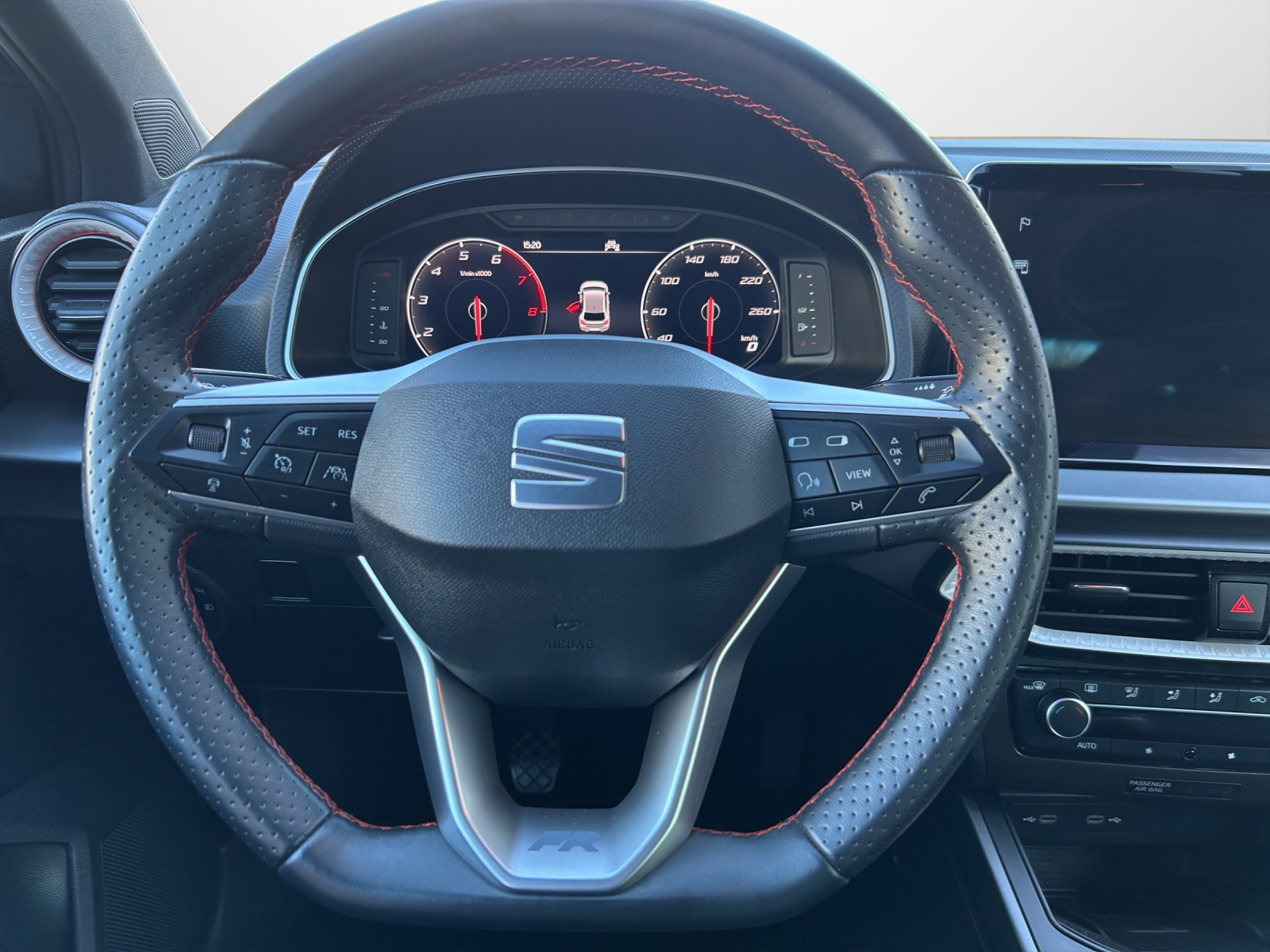 SEAT Ibiza 1.0 EcoTSI Anniversary-image-5