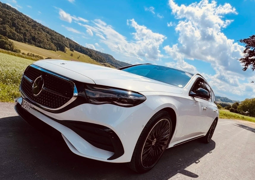 MERCEDES-BENZ E 220 d T 4Matic 9G-Tronic-image-0