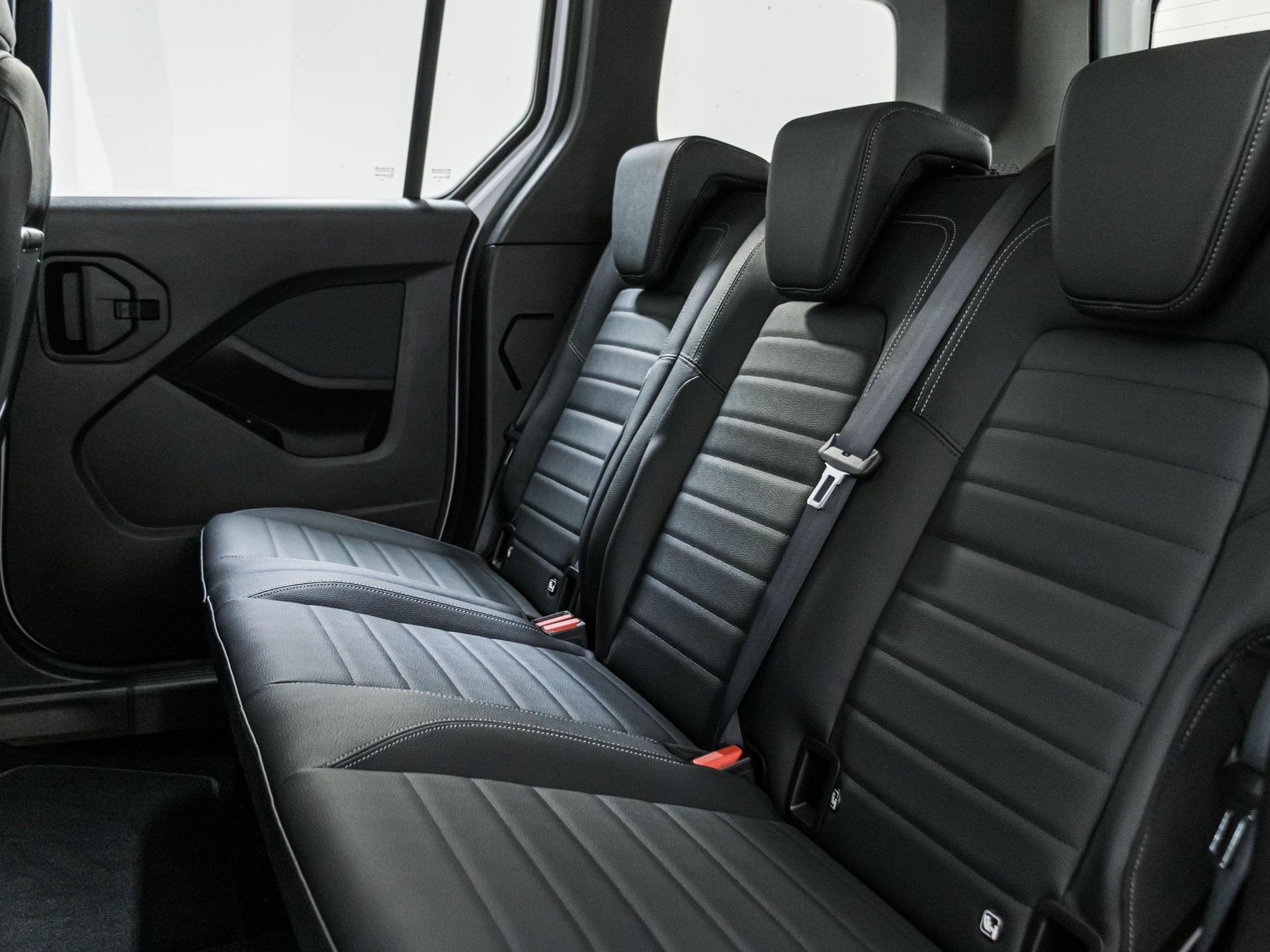 MERCEDES-BENZ T 180 d PROGRESSIVE Standard-image-7