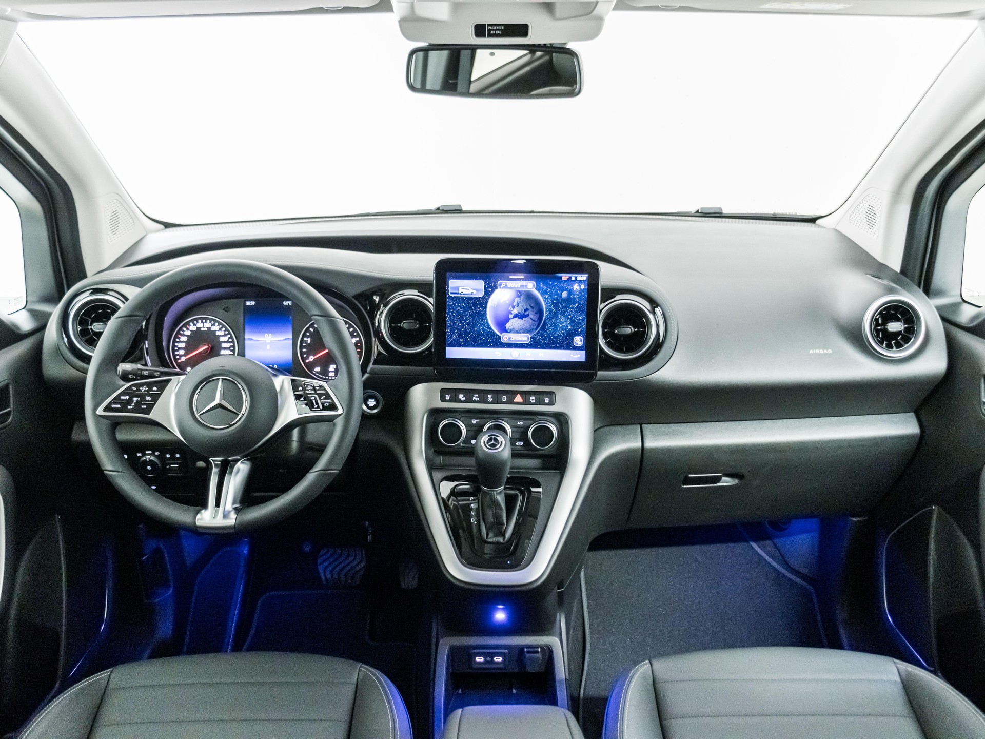 MERCEDES-BENZ T 180 d PROGRESSIVE Standard-image-9