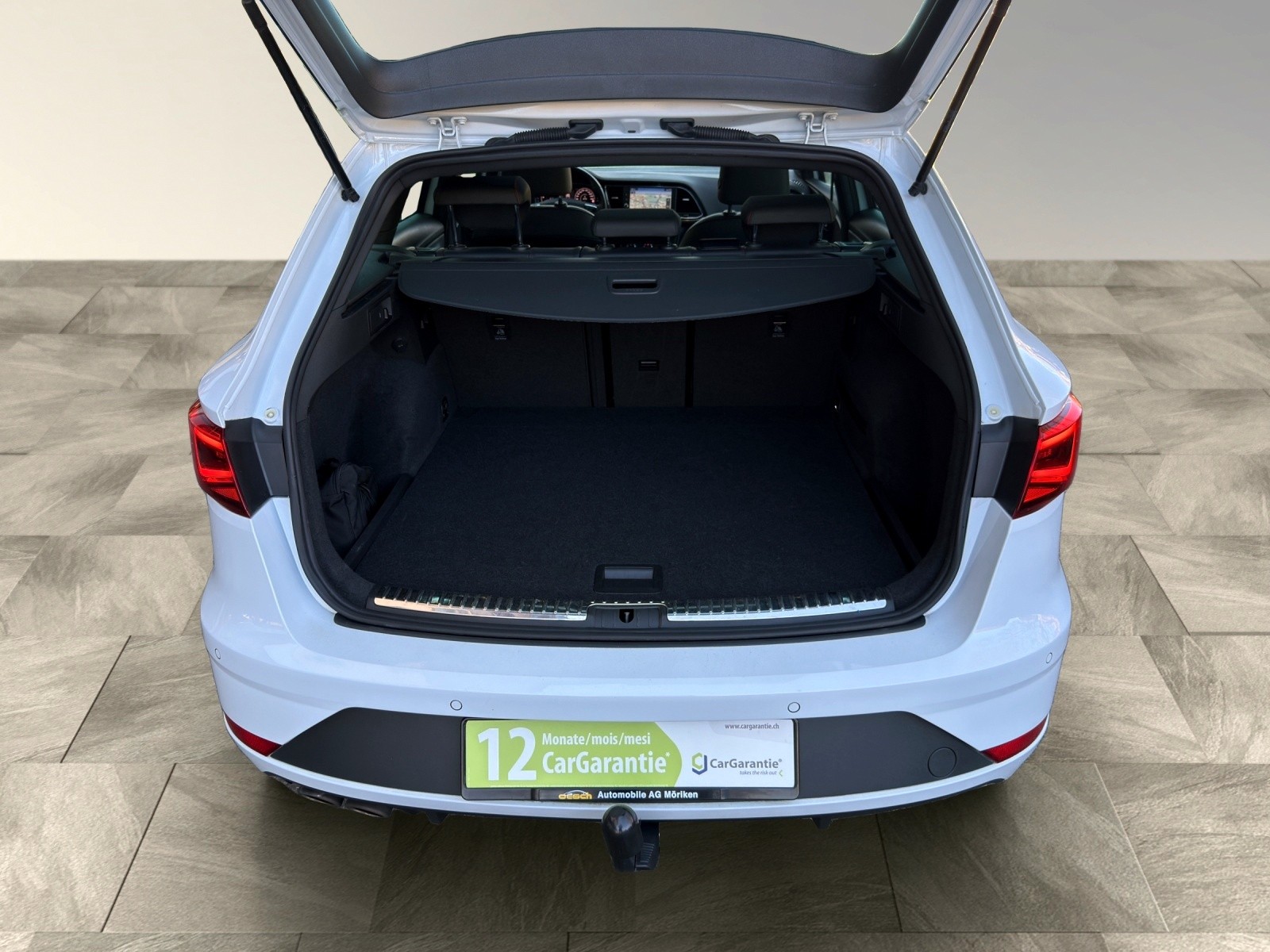 SEAT Leon ST 2.0 TSI Swiss FR DSG-image-15