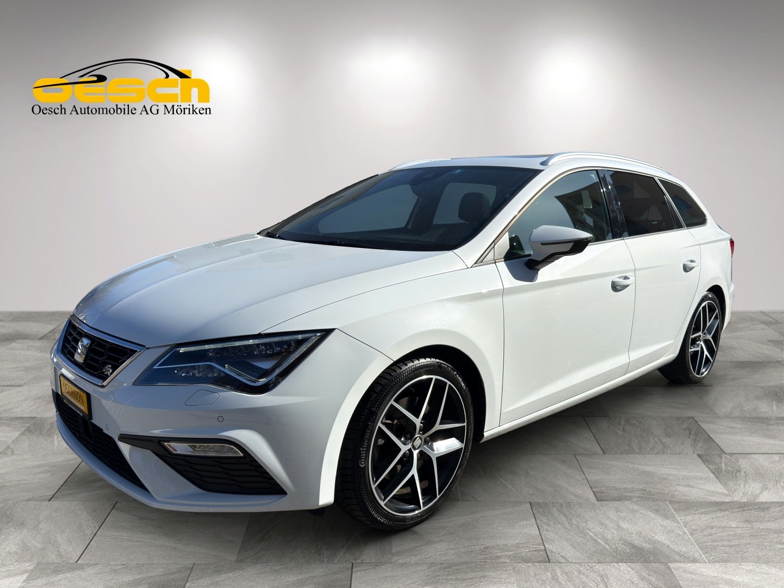 SEAT Leon ST 2.0 TSI Swiss FR DSG-image-0