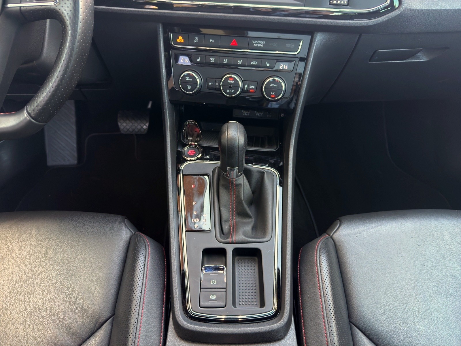 SEAT Leon ST 2.0 TSI Swiss FR DSG-image-12