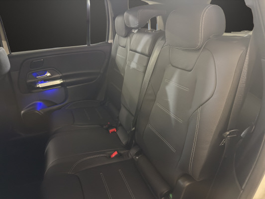 MERCEDES-BENZ GLB 200 d 4M 8G-Tronic-image-9