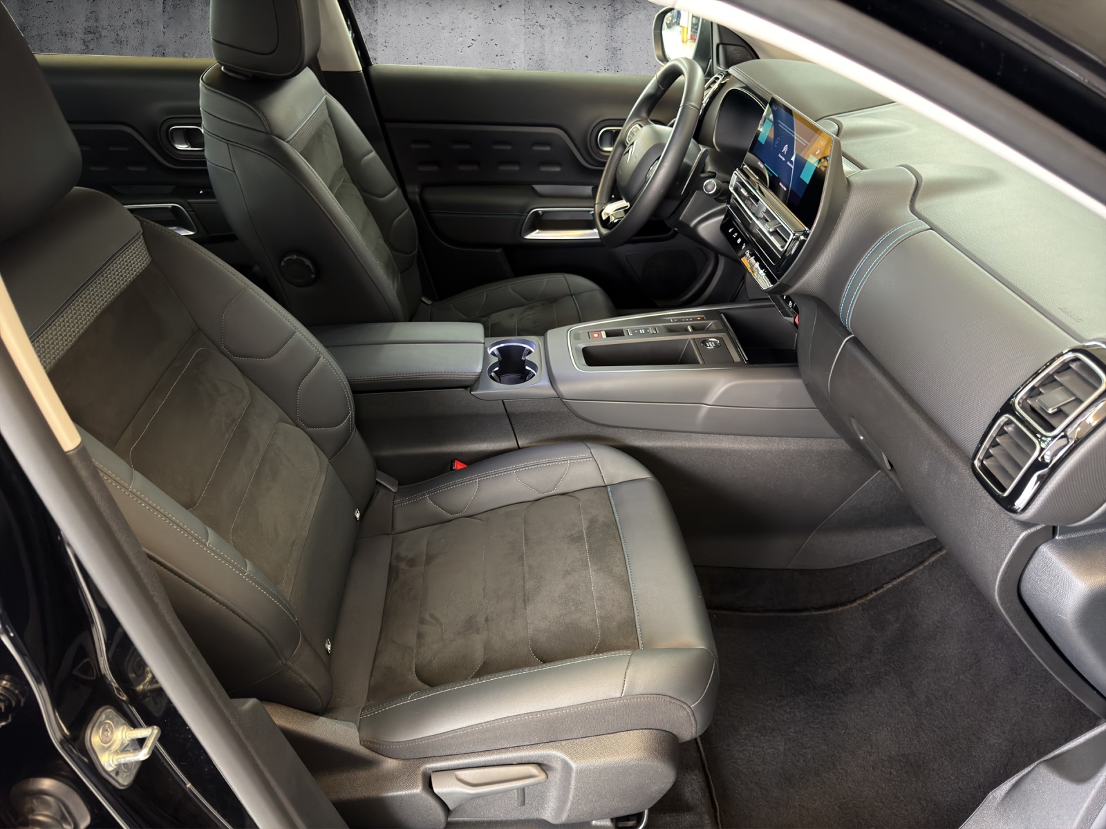 CITROEN C5 Aircross 1.6 PHEV Max *Alcantara*-image-23
