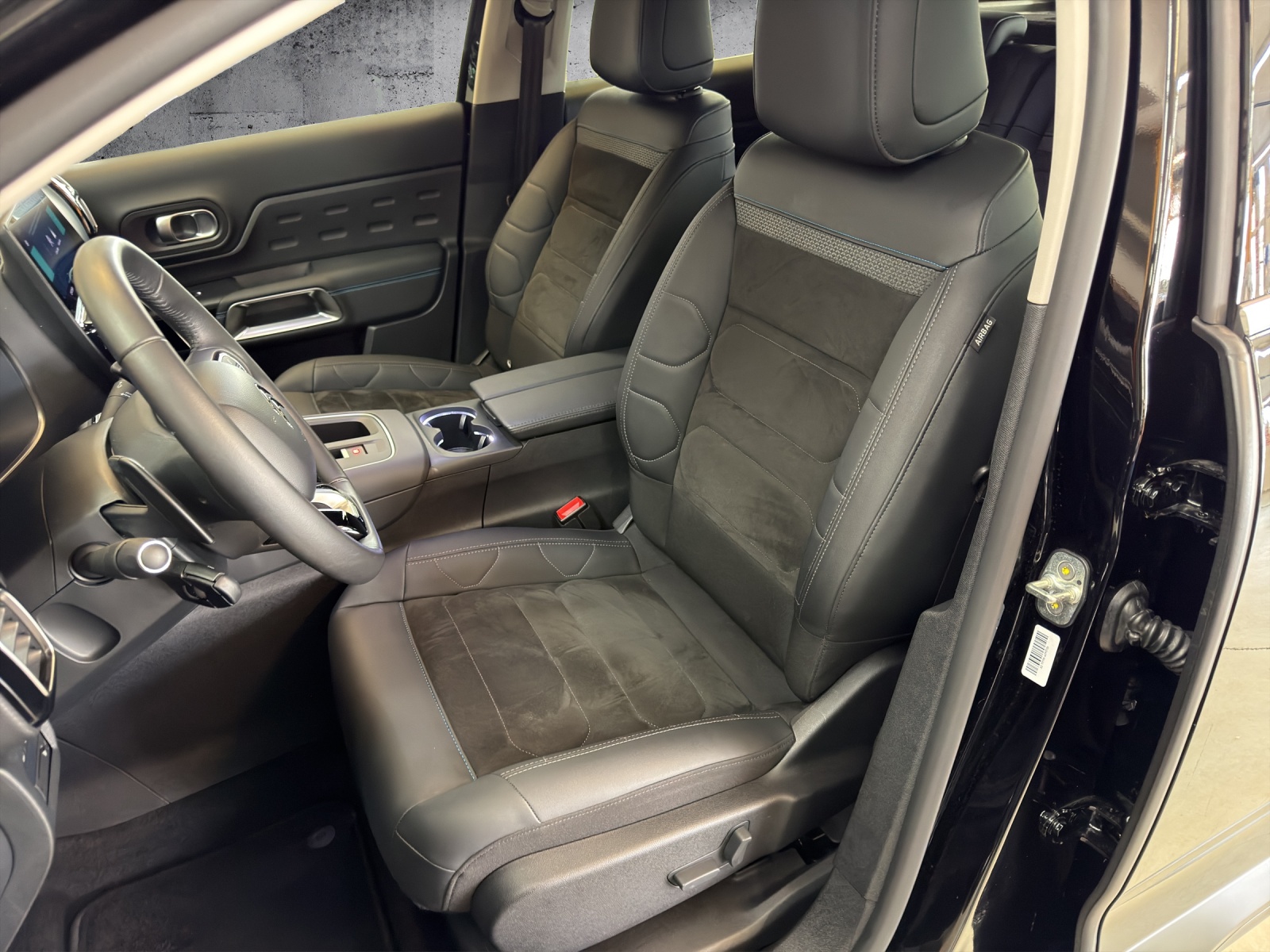 CITROEN C5 Aircross 1.6 PHEV Max *Alcantara*-image-24