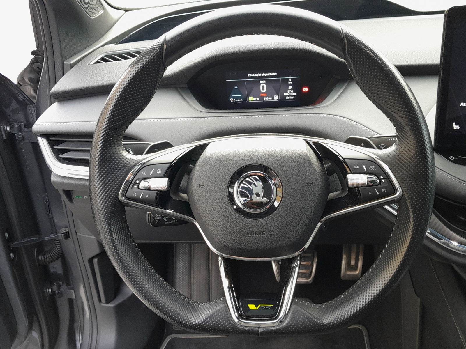 SKODA Enyaq Coupé RS iV 80 4x4-image-10