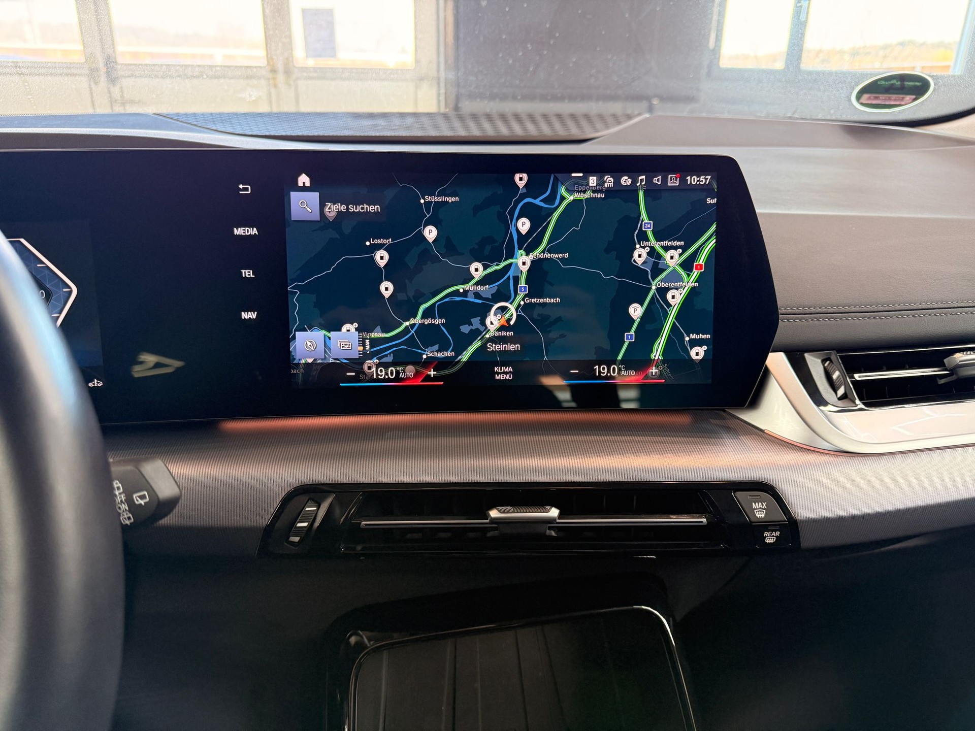 BMW 218d Active Tourer Luxury Line DKG-image-13