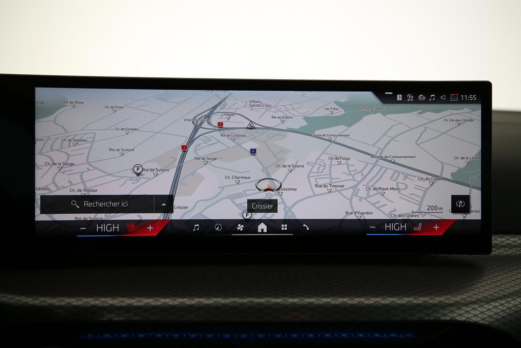 BMW 430i xDrive Cabrio-image-7