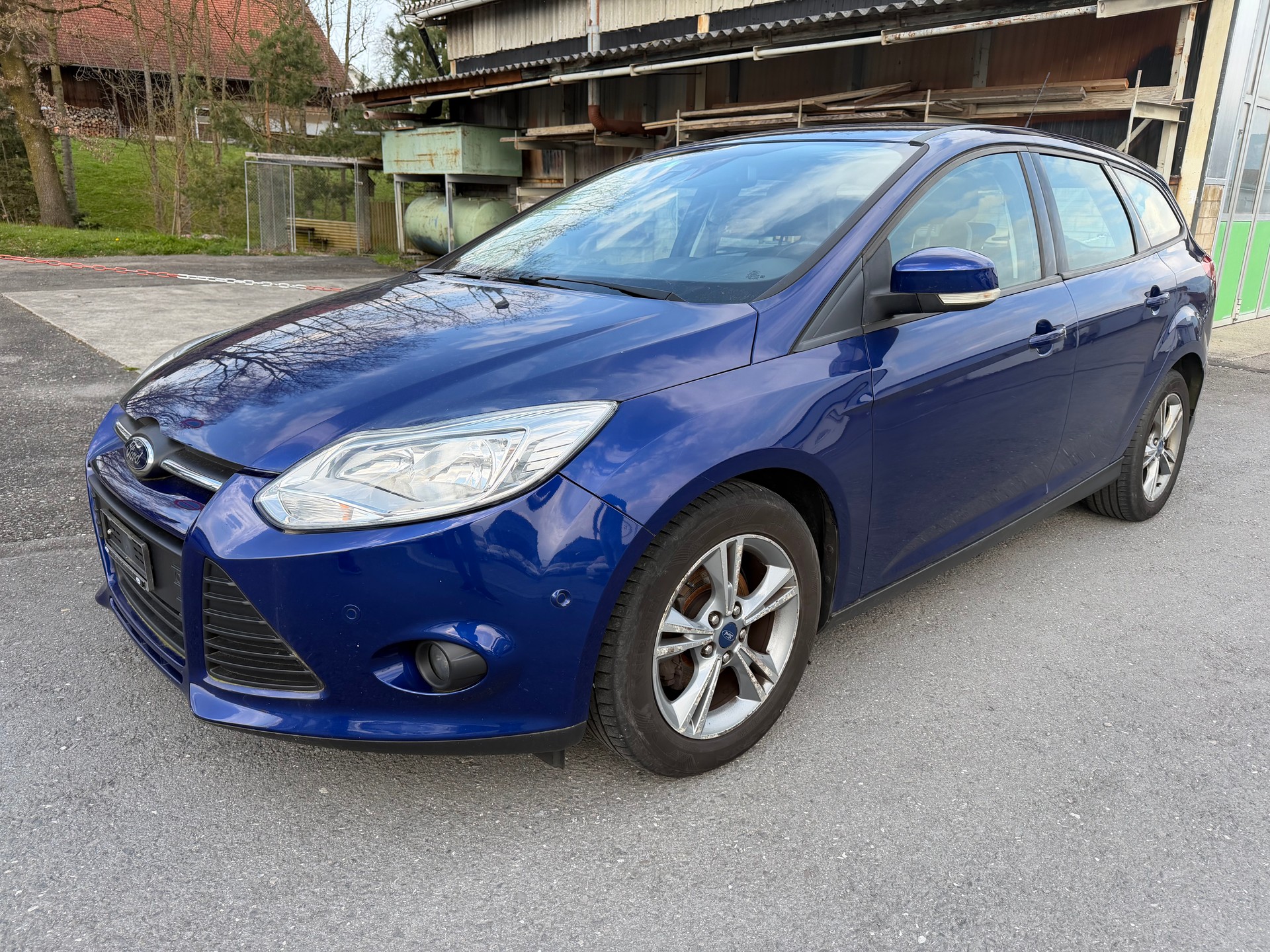 FORD Focus 1.0 SCTi Carving-image-0