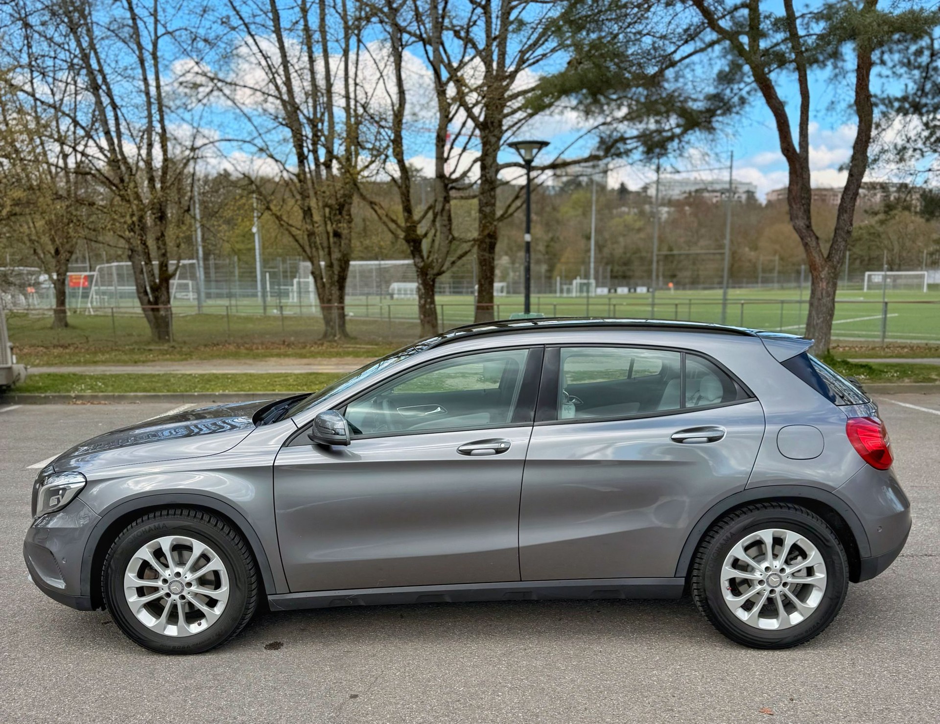 MERCEDES-BENZ GLA 200 CDI 4Matic 7G-DCT-image-2