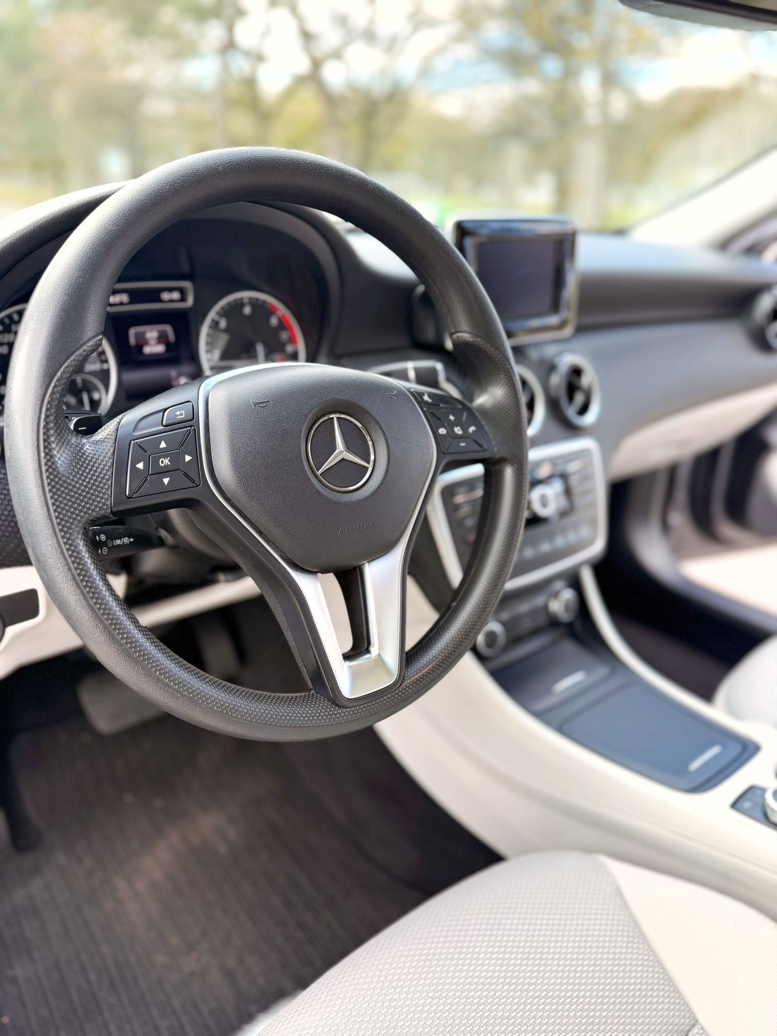 MERCEDES-BENZ GLA 200 CDI 4Matic 7G-DCT-image-7