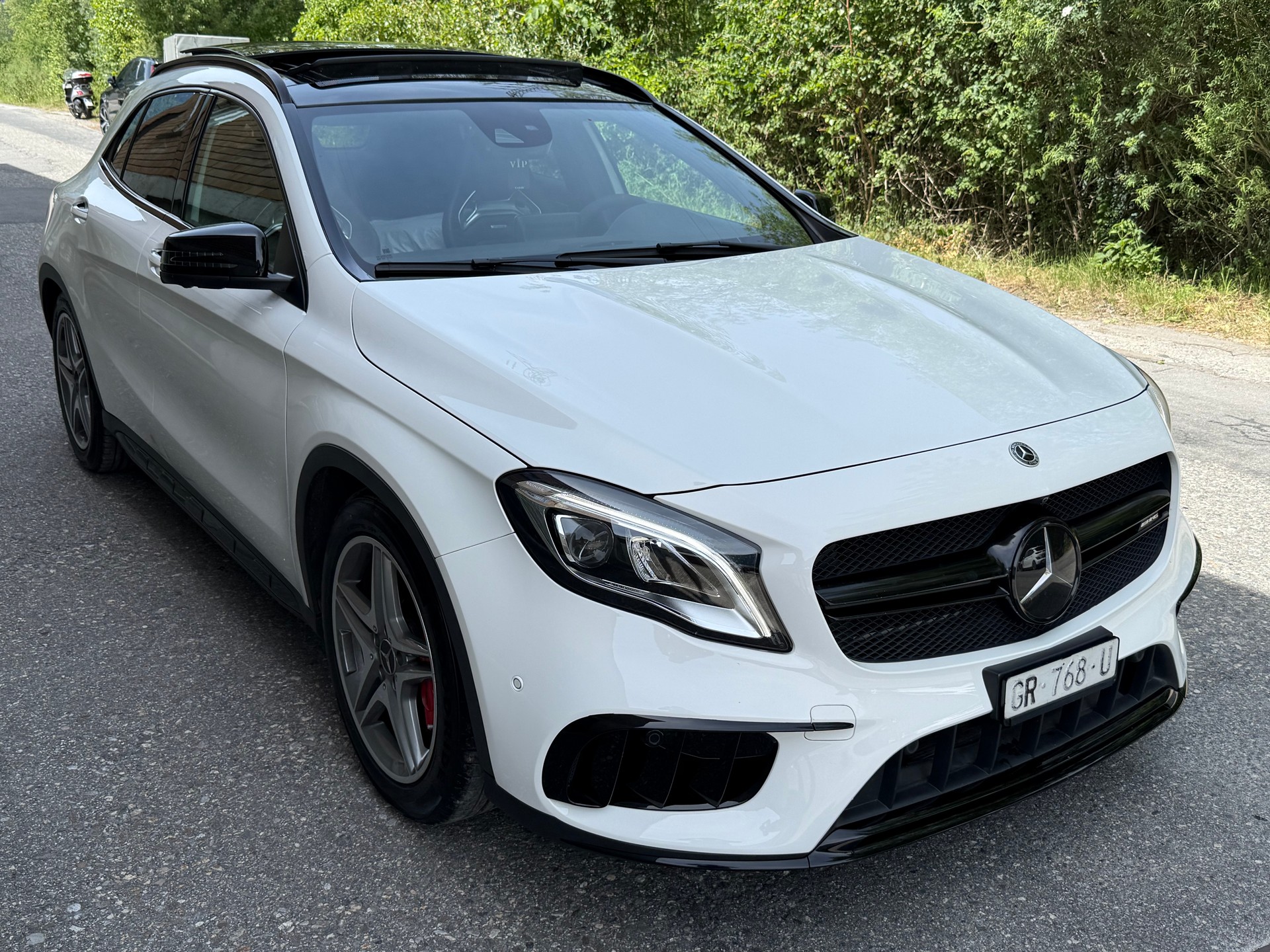 MERCEDES-BENZ GLA 45 AMG-image-2