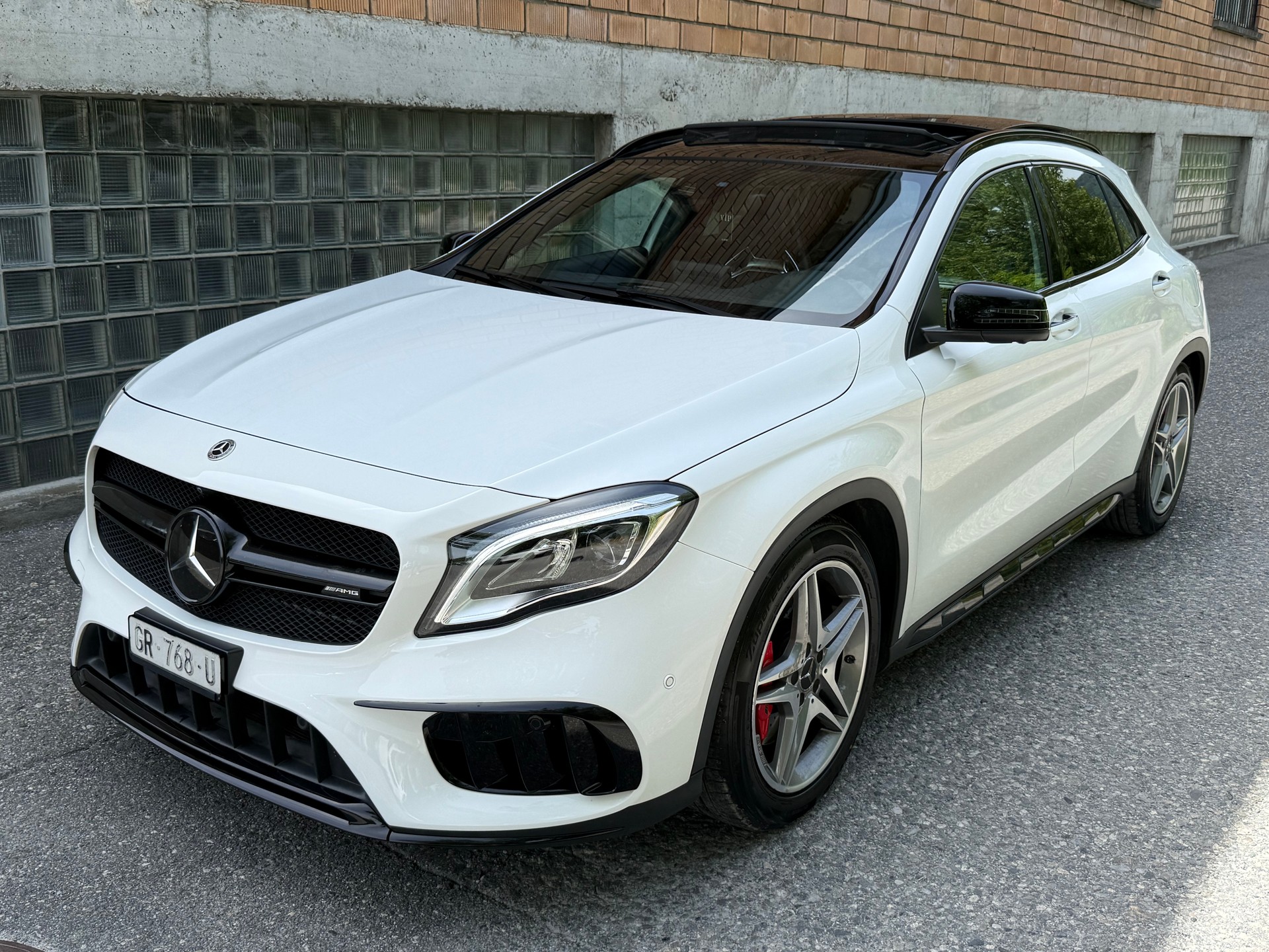 MERCEDES-BENZ GLA 45 AMG