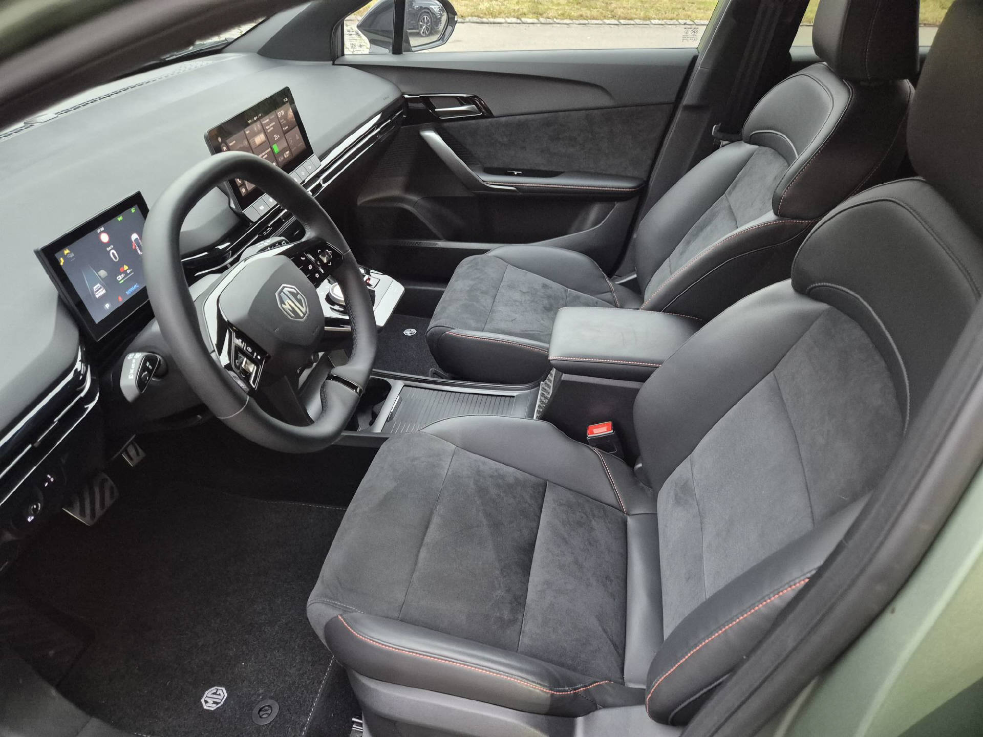 MG 4 64kWh Xpower 4WD-image-8