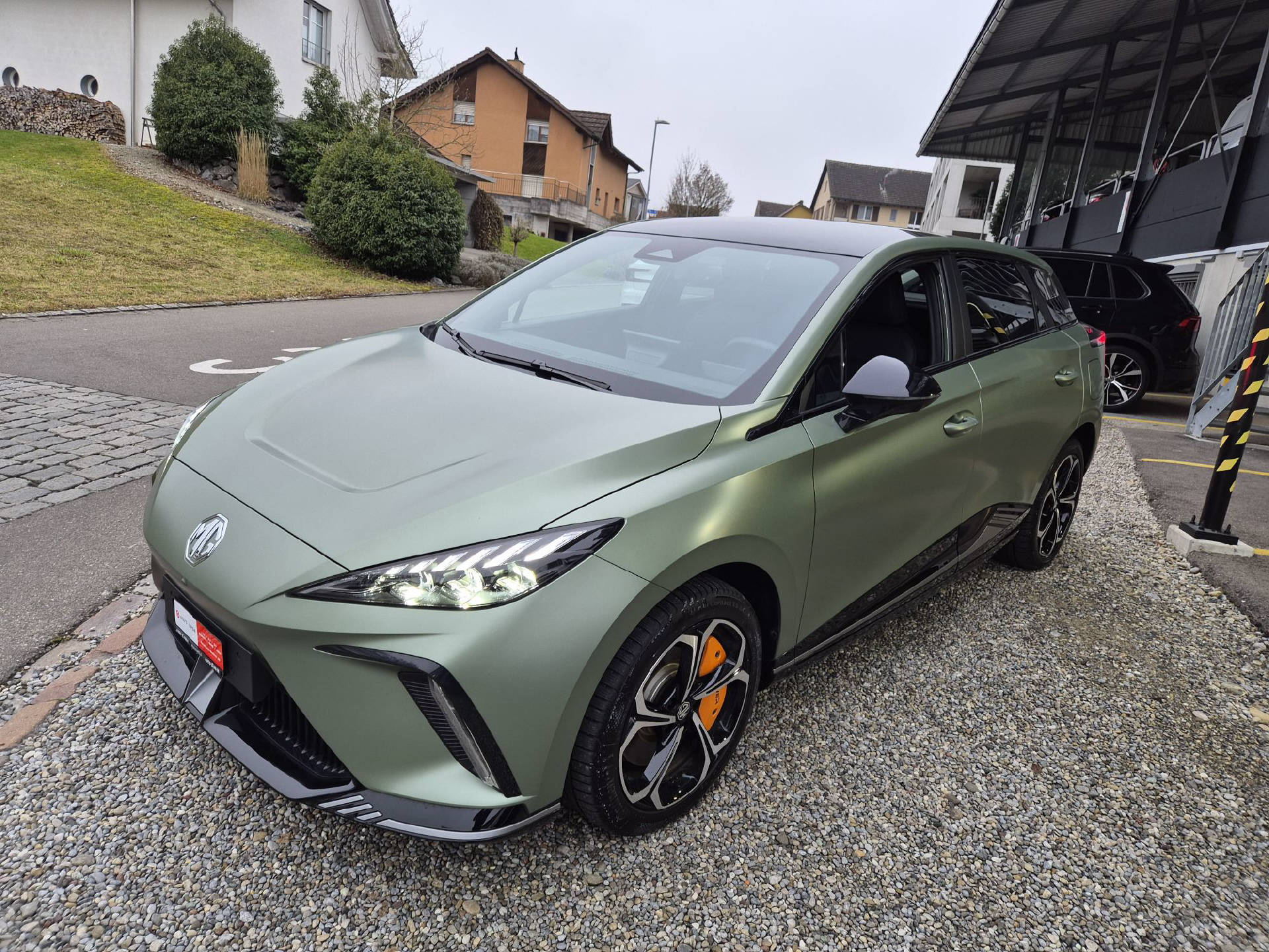 MG 4 64kWh Xpower 4WD-image-3