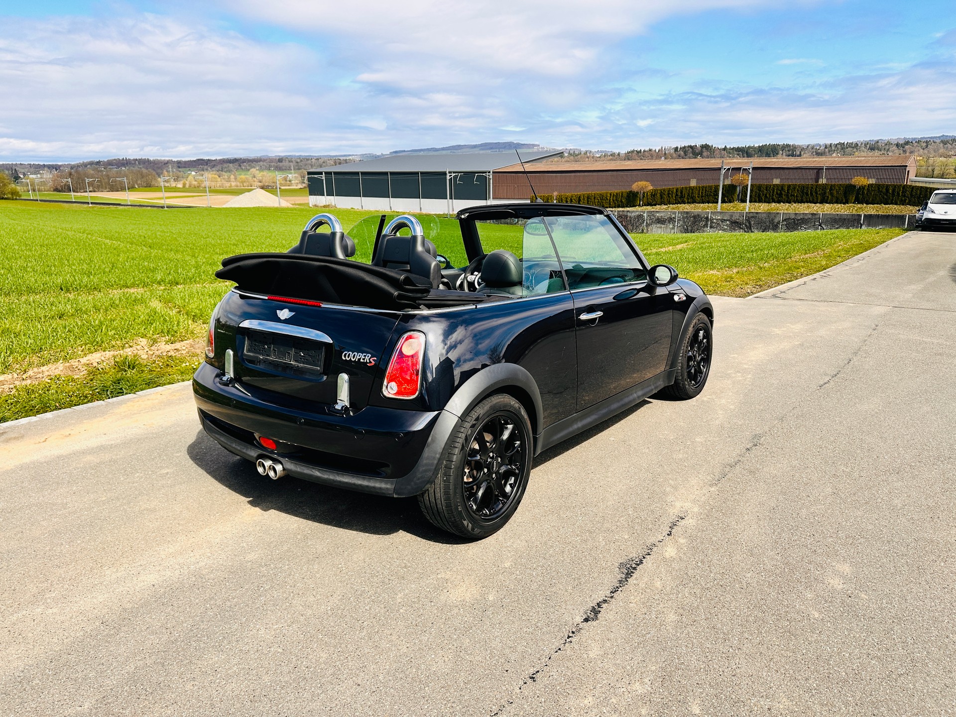 MINI Cooper S Cabriolet-showroom-element-1