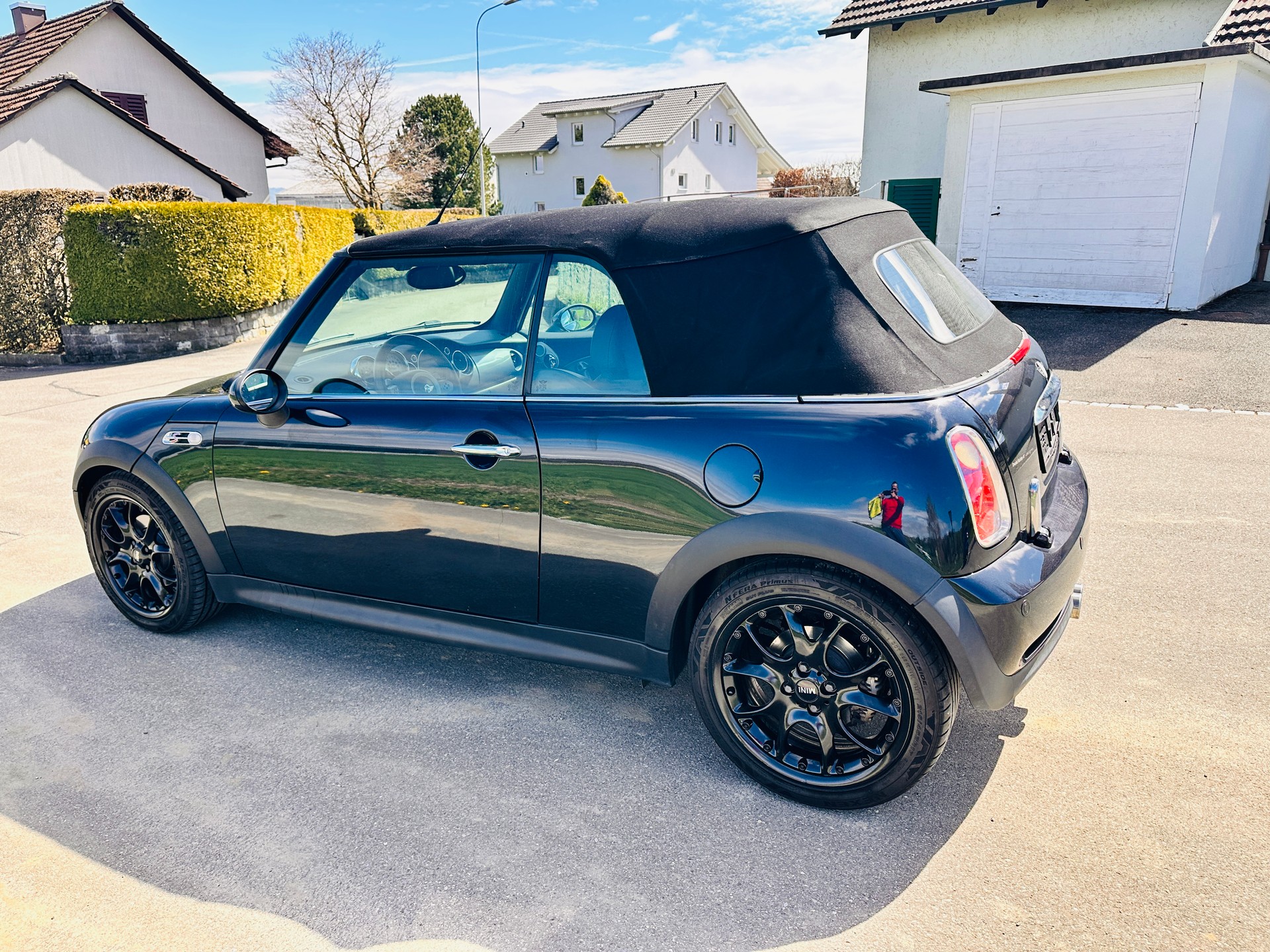 MINI Cooper S Cabriolet-image-4