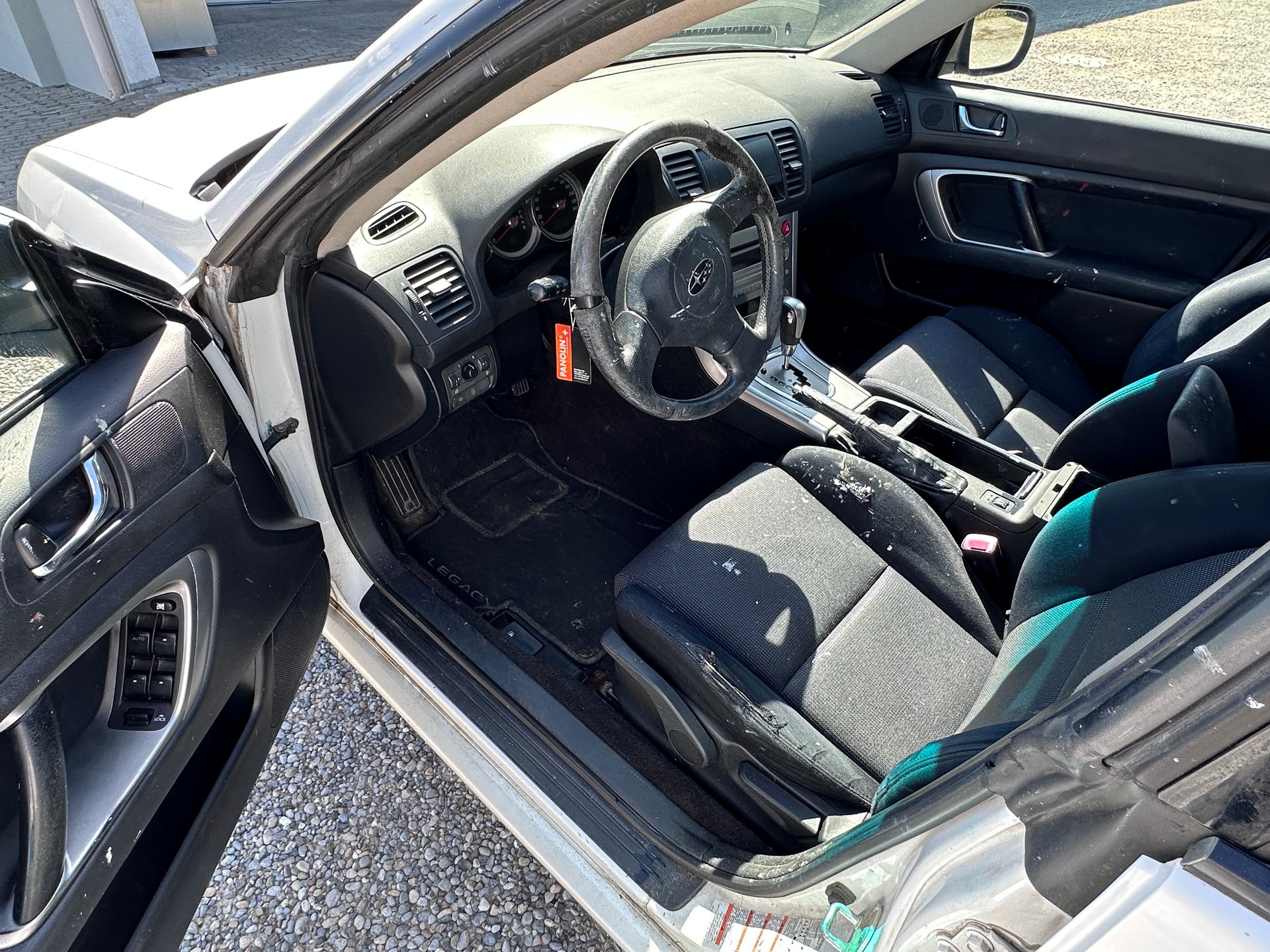 SUBARU Legacy 2.5i AWD Limited Automatic-image-8