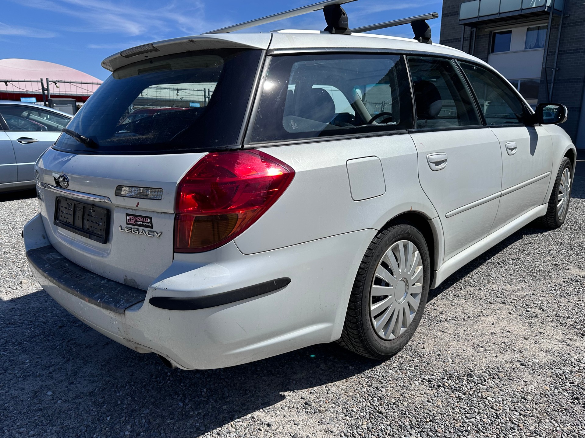 SUBARU Legacy 2.5i AWD Limited Automatic-image-3