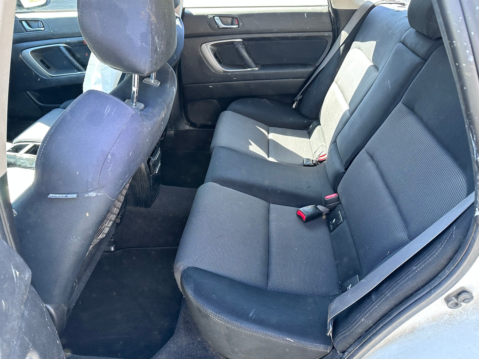SUBARU Legacy 2.5i AWD Limited Automatic-image-9