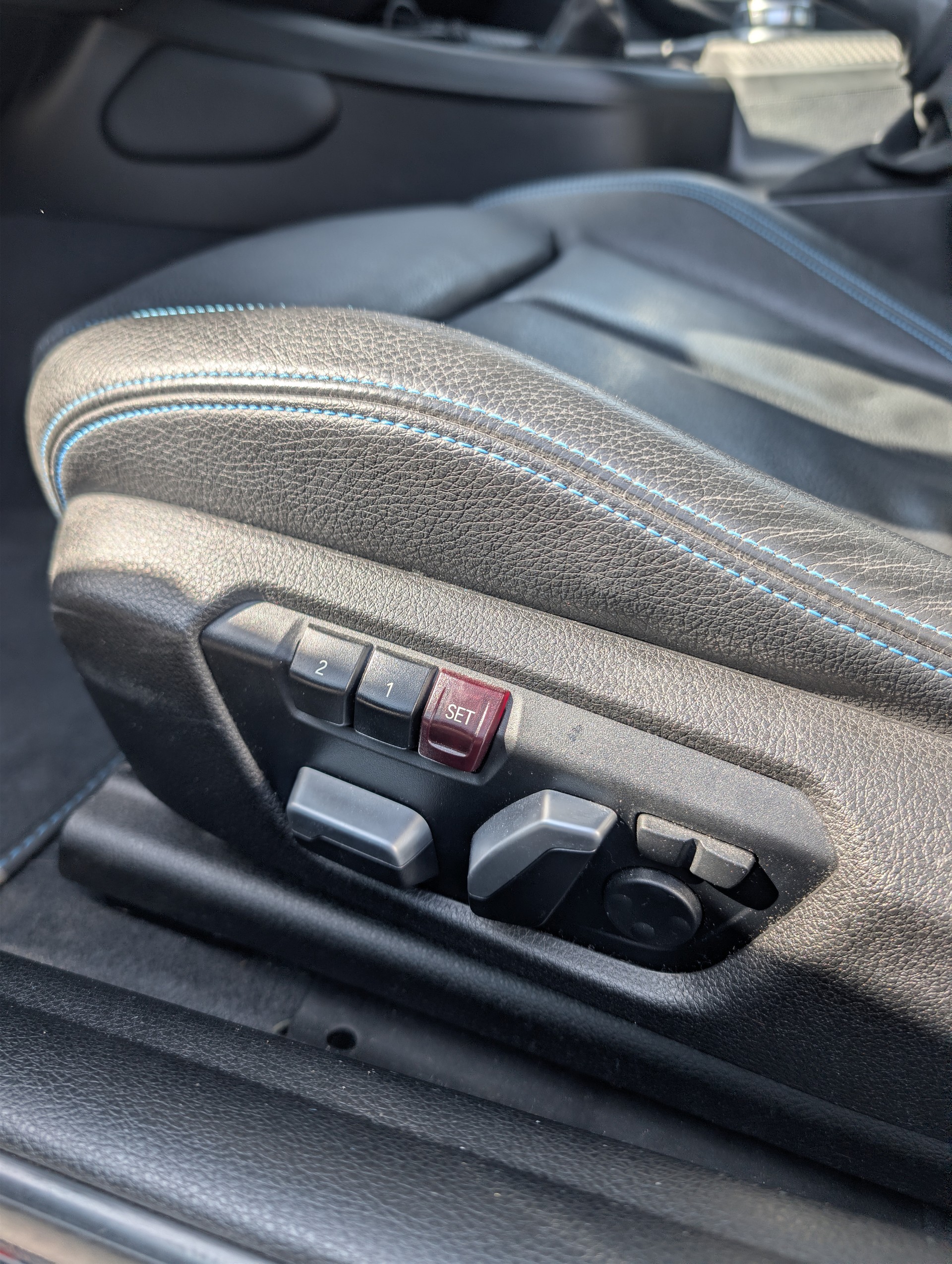 BMW M2-image-8