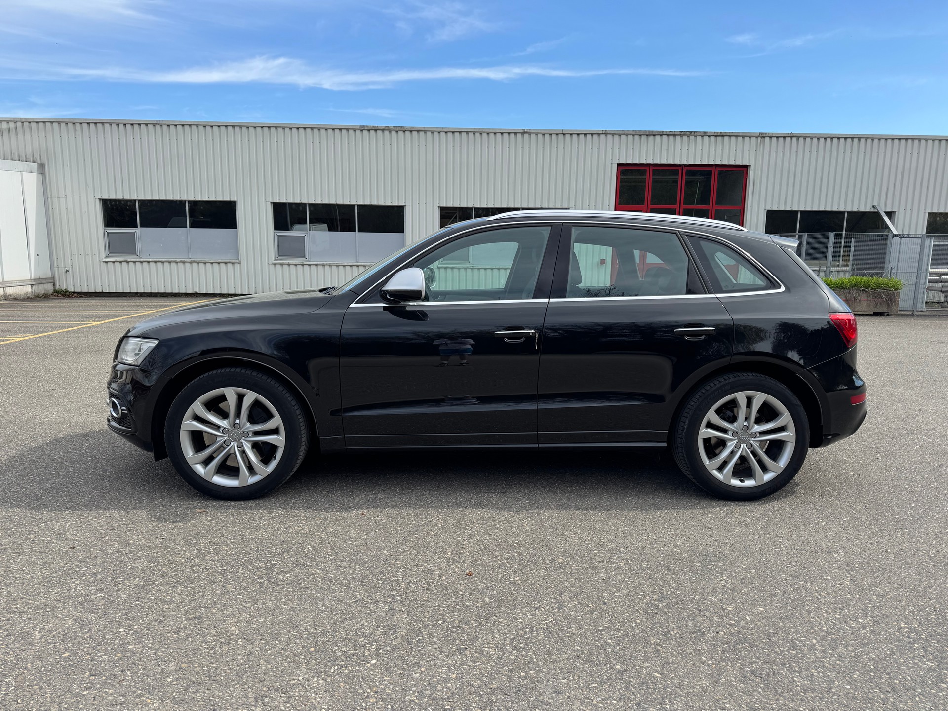 AUDI SQ5 3.0 TDI quattro tiptronic-image-3
