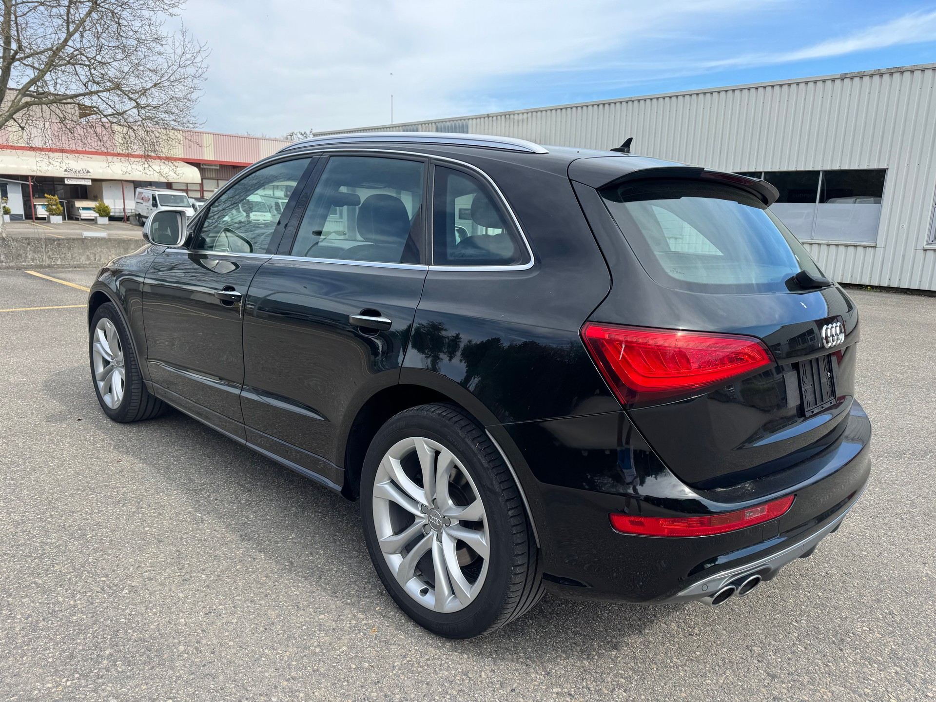 AUDI SQ5 3.0 TDI quattro tiptronic-image-4