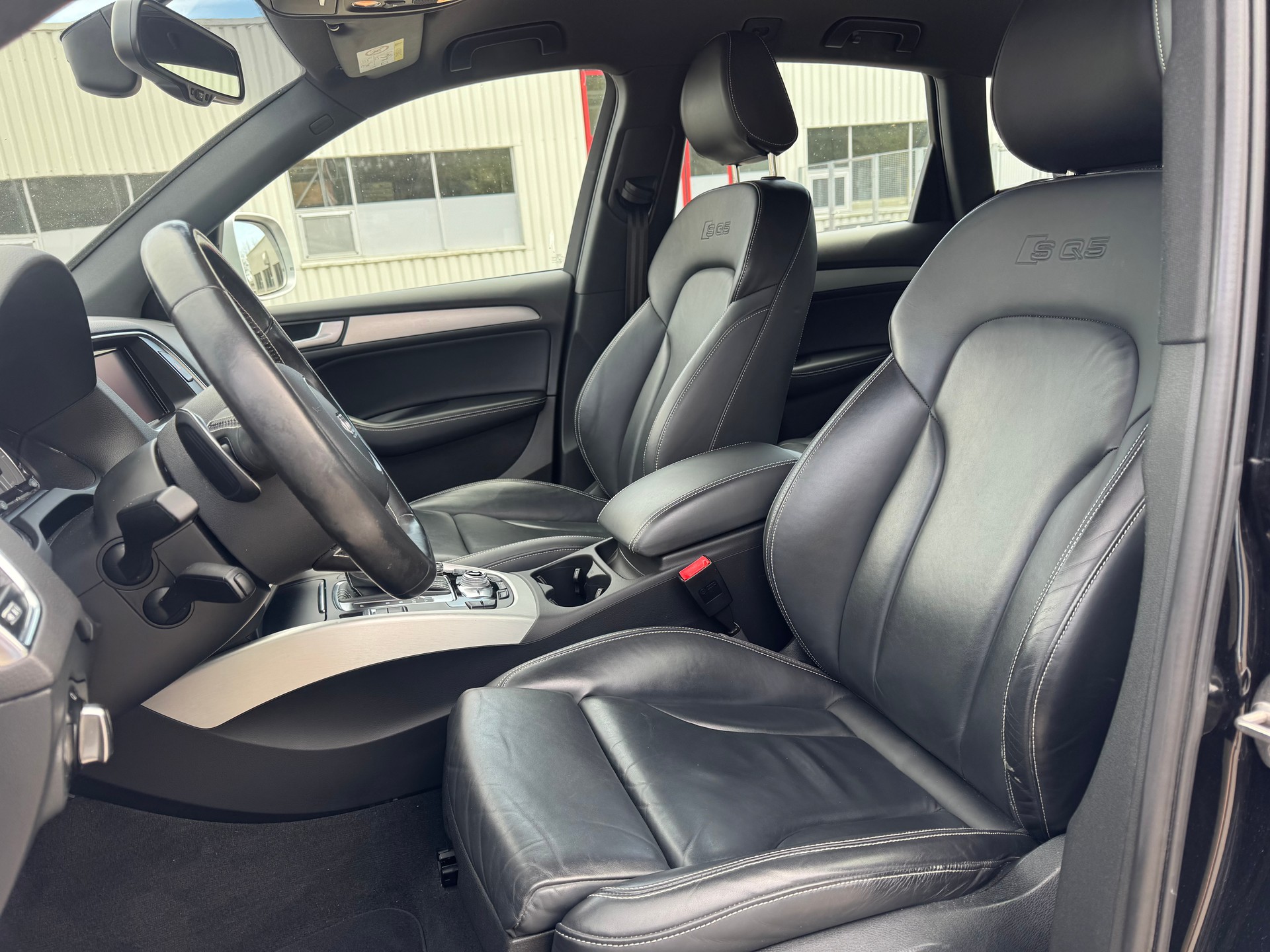 AUDI SQ5 3.0 TDI quattro tiptronic-image-6