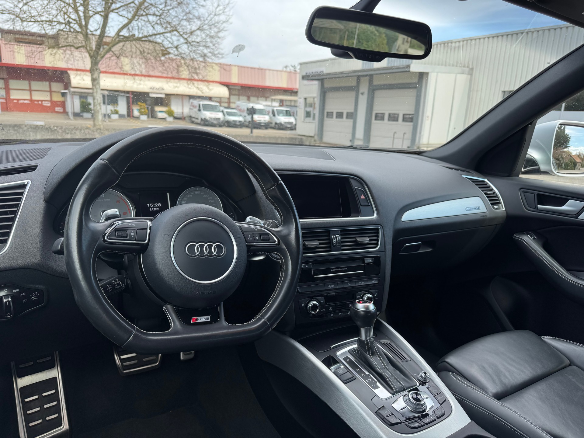 AUDI SQ5 3.0 TDI quattro tiptronic-image-8