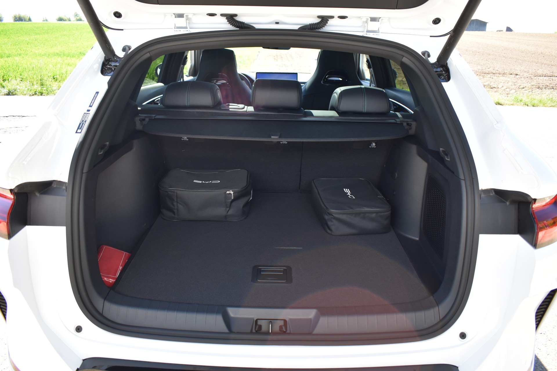 BYD Seal U DM-i Design AWD-image-7