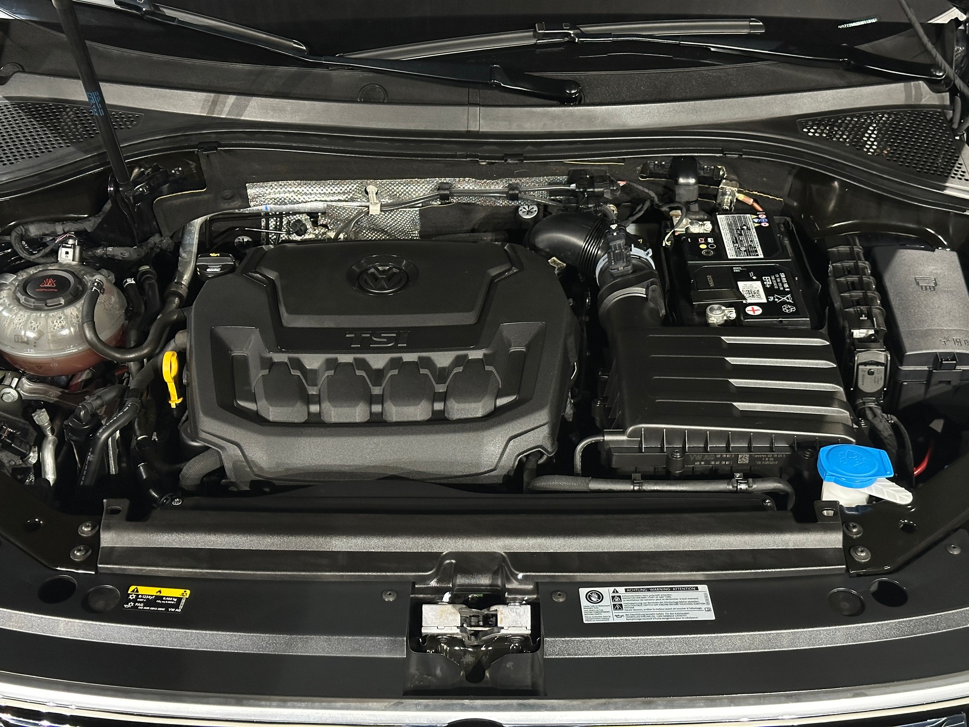 VW Tiguan Allspace 2.0TSI Highline 4Motion DSG-image-25